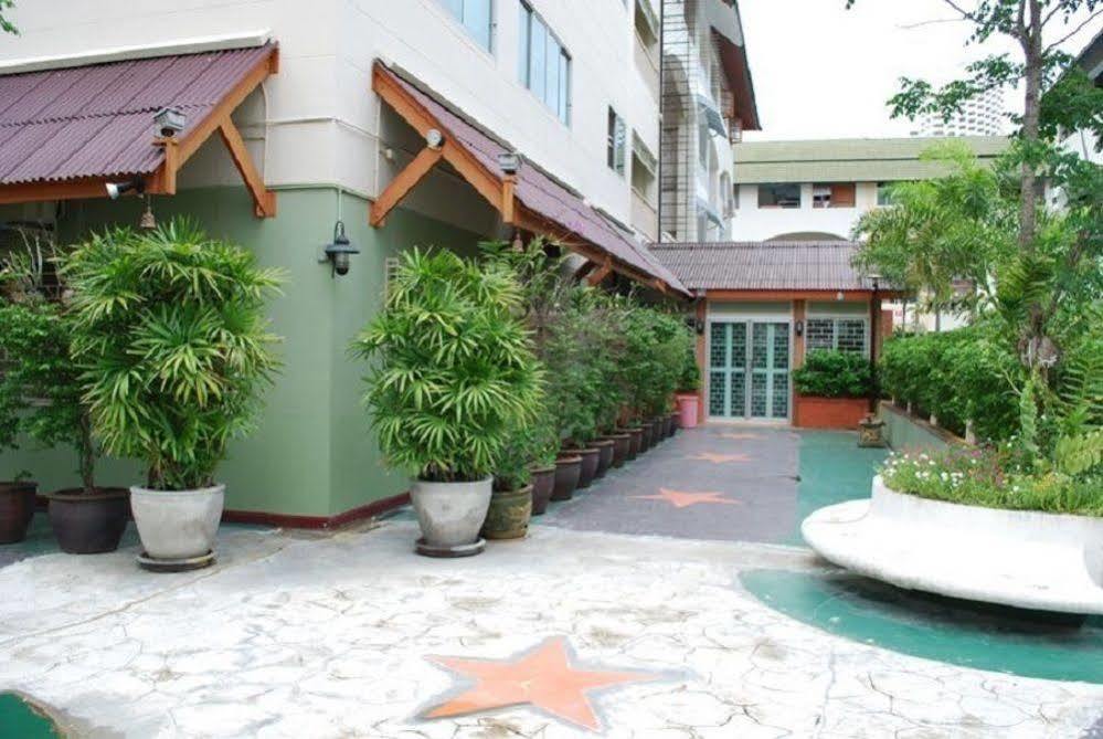 Morningstar Guest house 2*