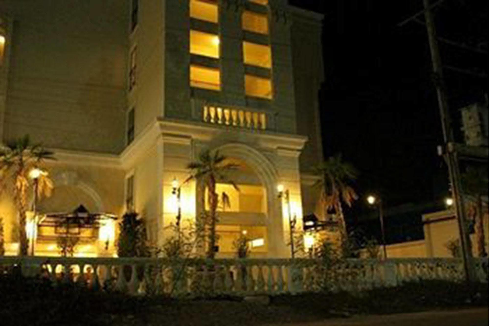 Rafael And Mansion - Sha Extra Certified Banguecoque