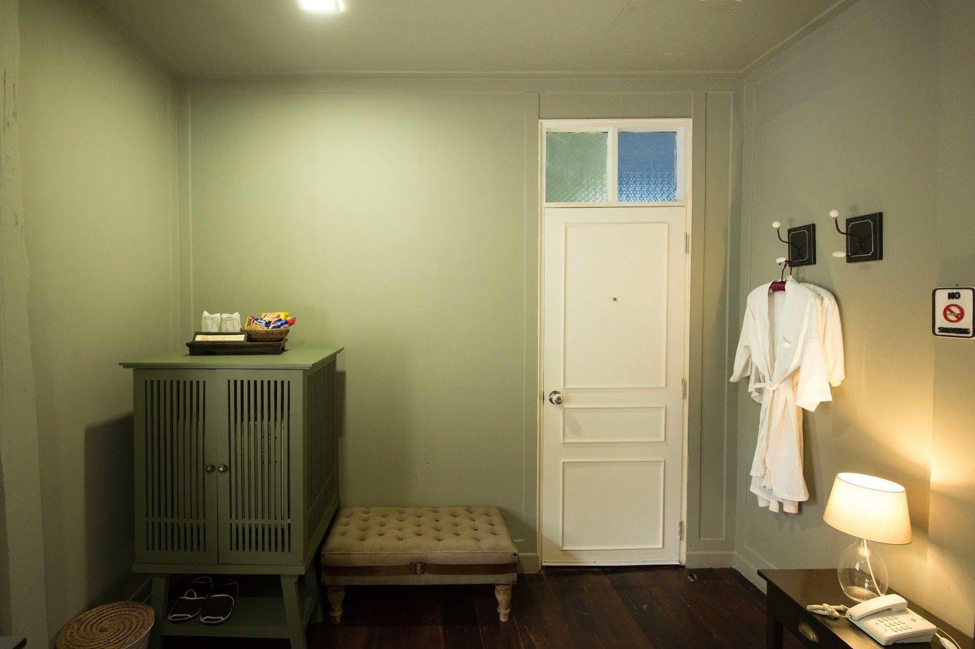 Albergue Dorm Of Happiness By Tharaburi Sukhothai