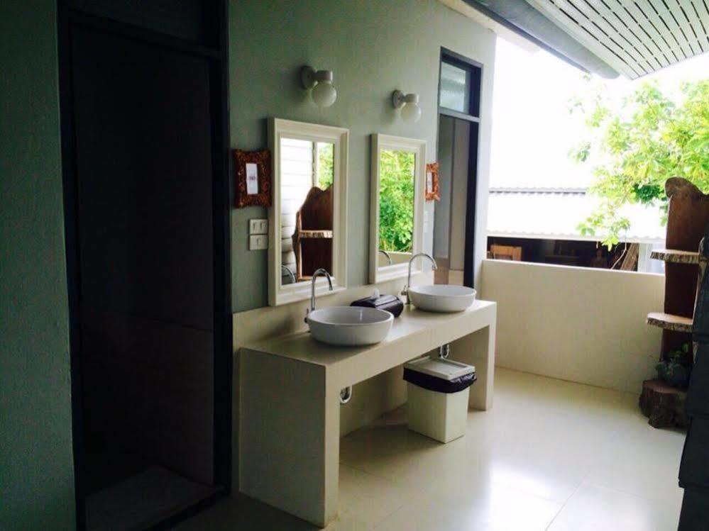 Dorm Of Happiness By Tharaburi Albergue *