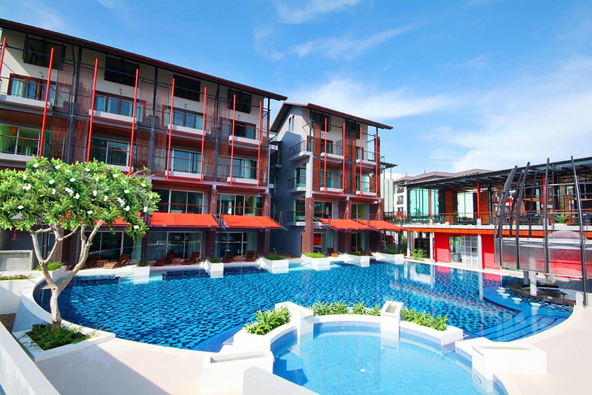Red Ginger Chic - Sha Extra Resort