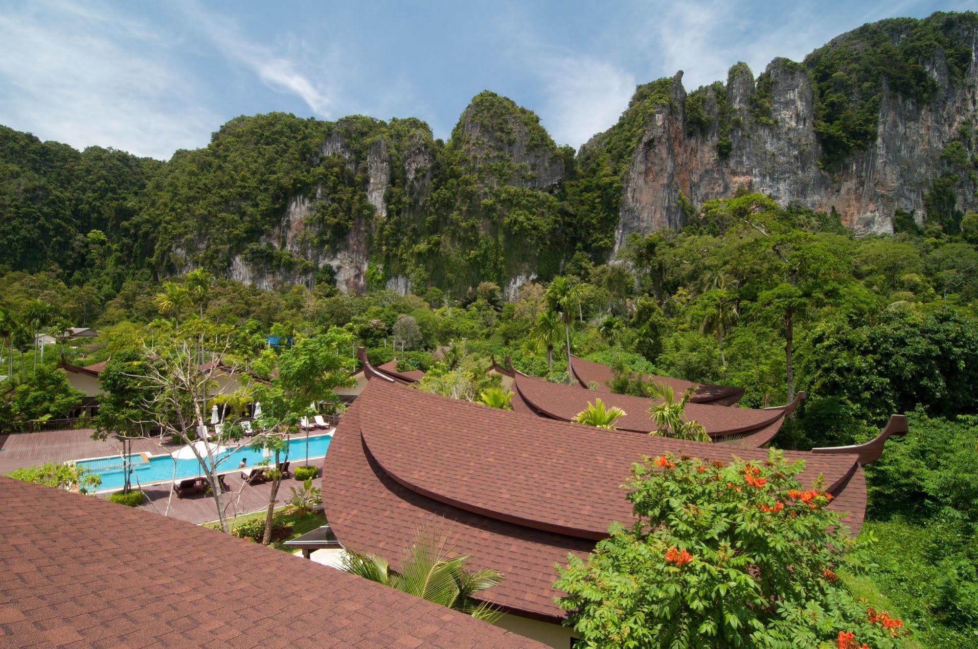 Resort Aonang Phu Petra Resort, Krabi - Sha