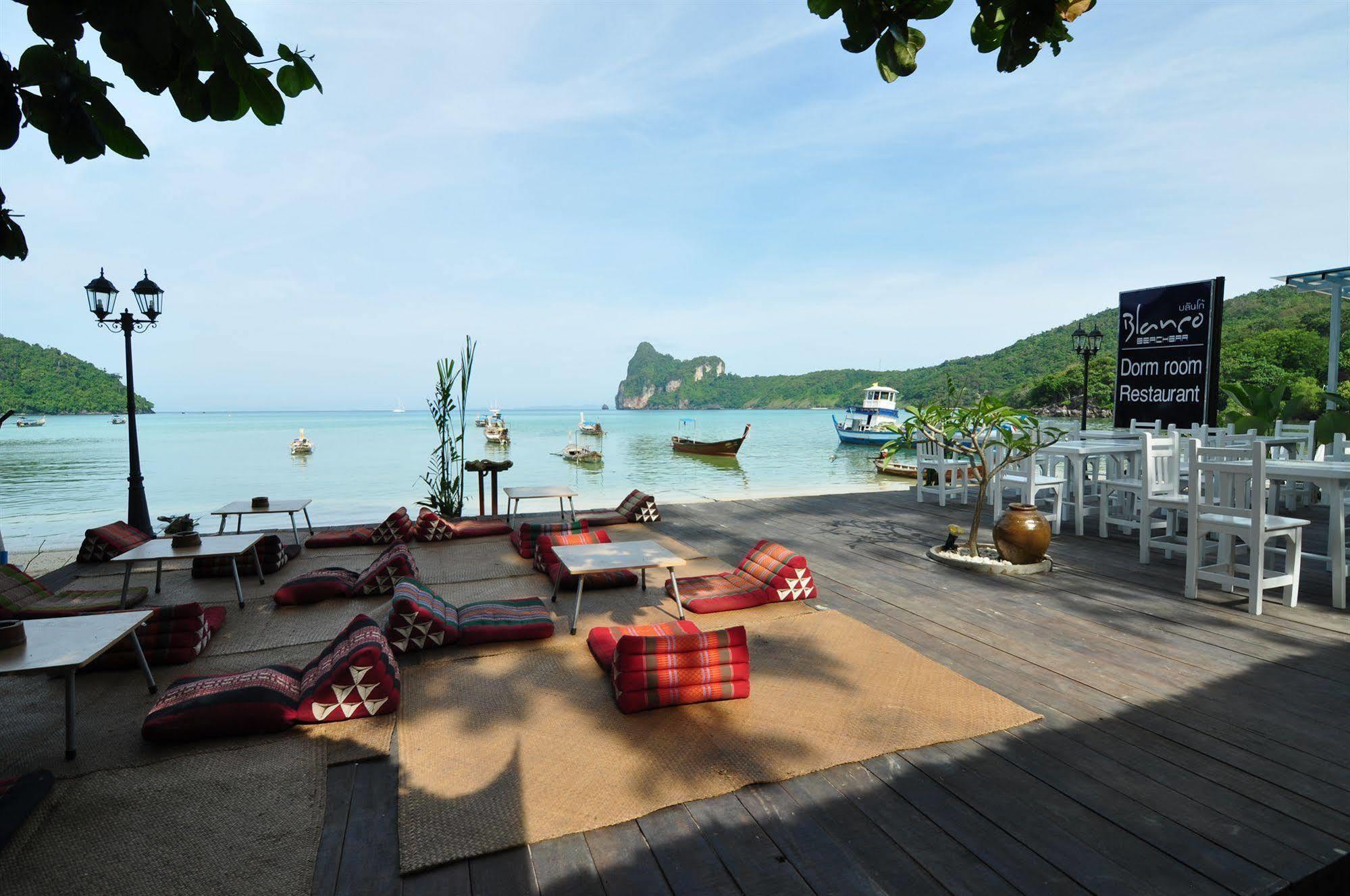 Hotel Blanco Dorm & Restaurant