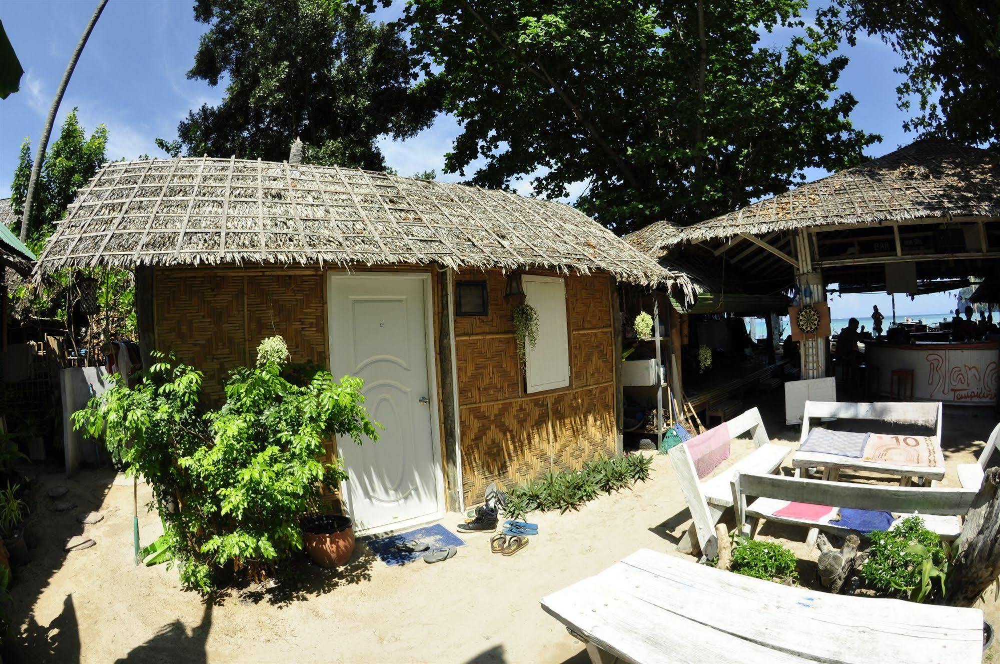 Blanco Dorm & Restaurant 2* Phi Phi Don