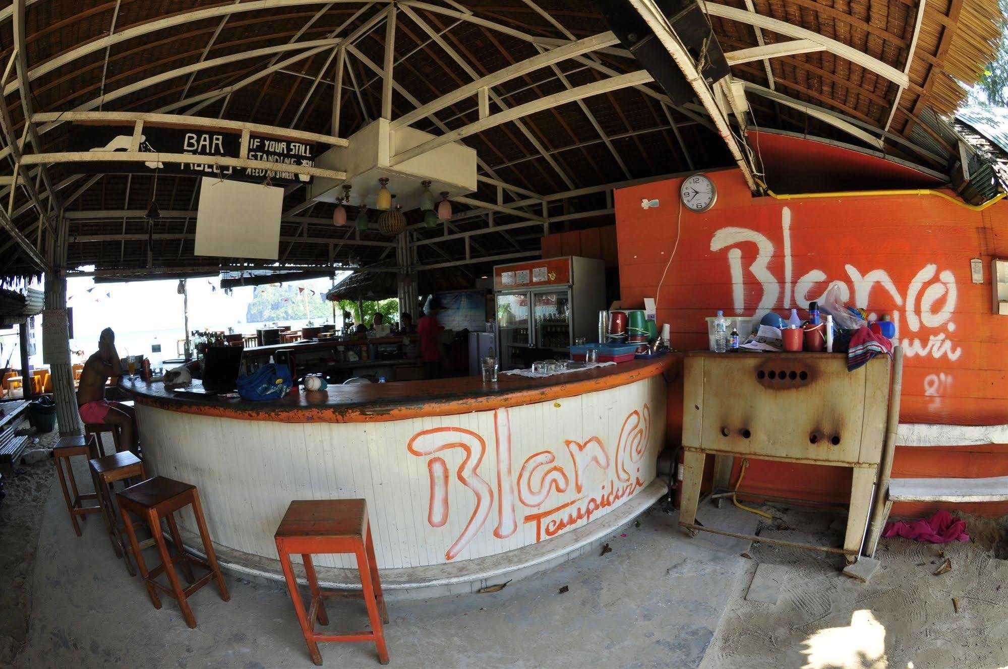 Blanco Dorm & Restaurant Hotel Phi Phi Don