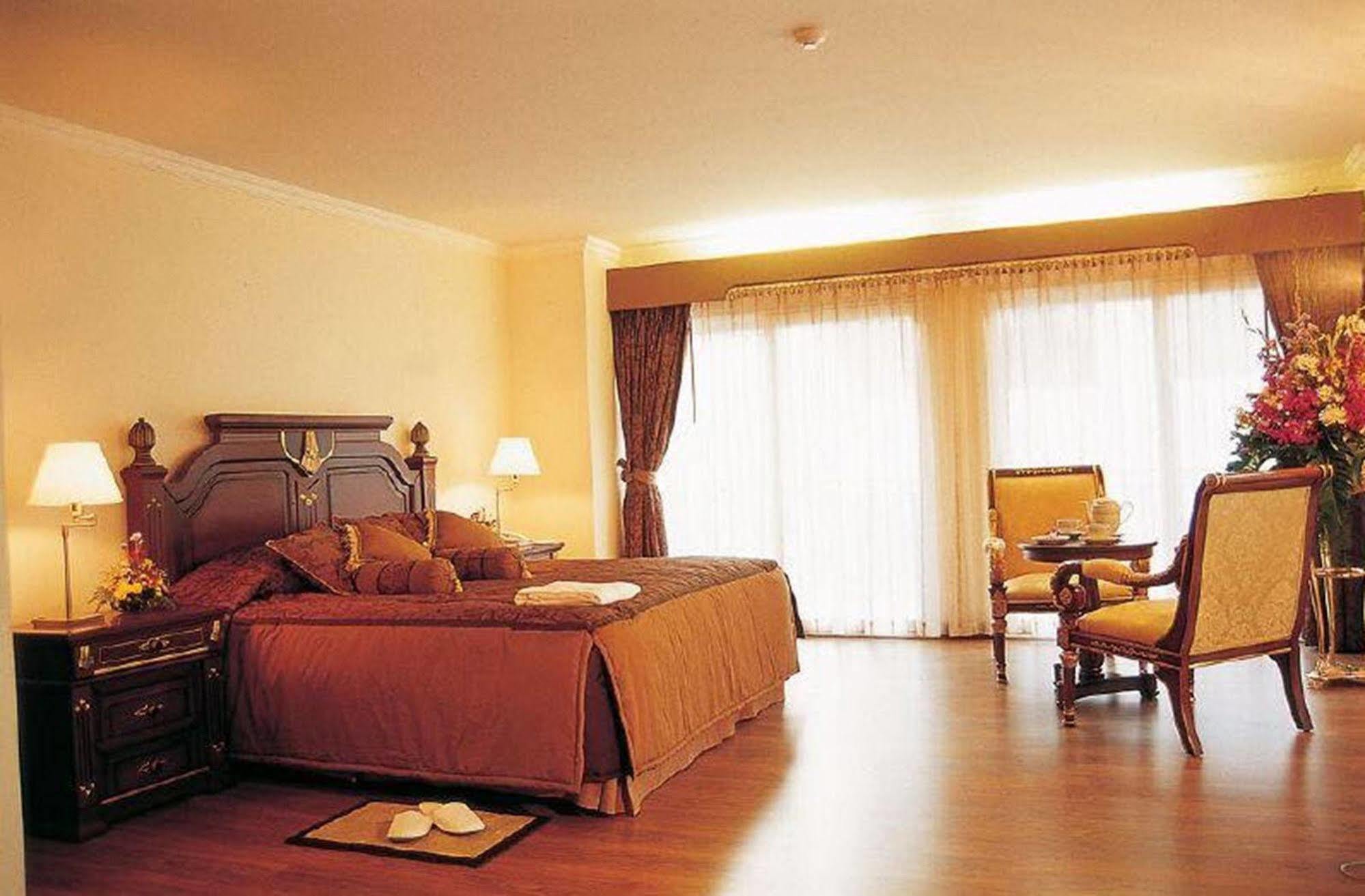 Lk Metropole 4*