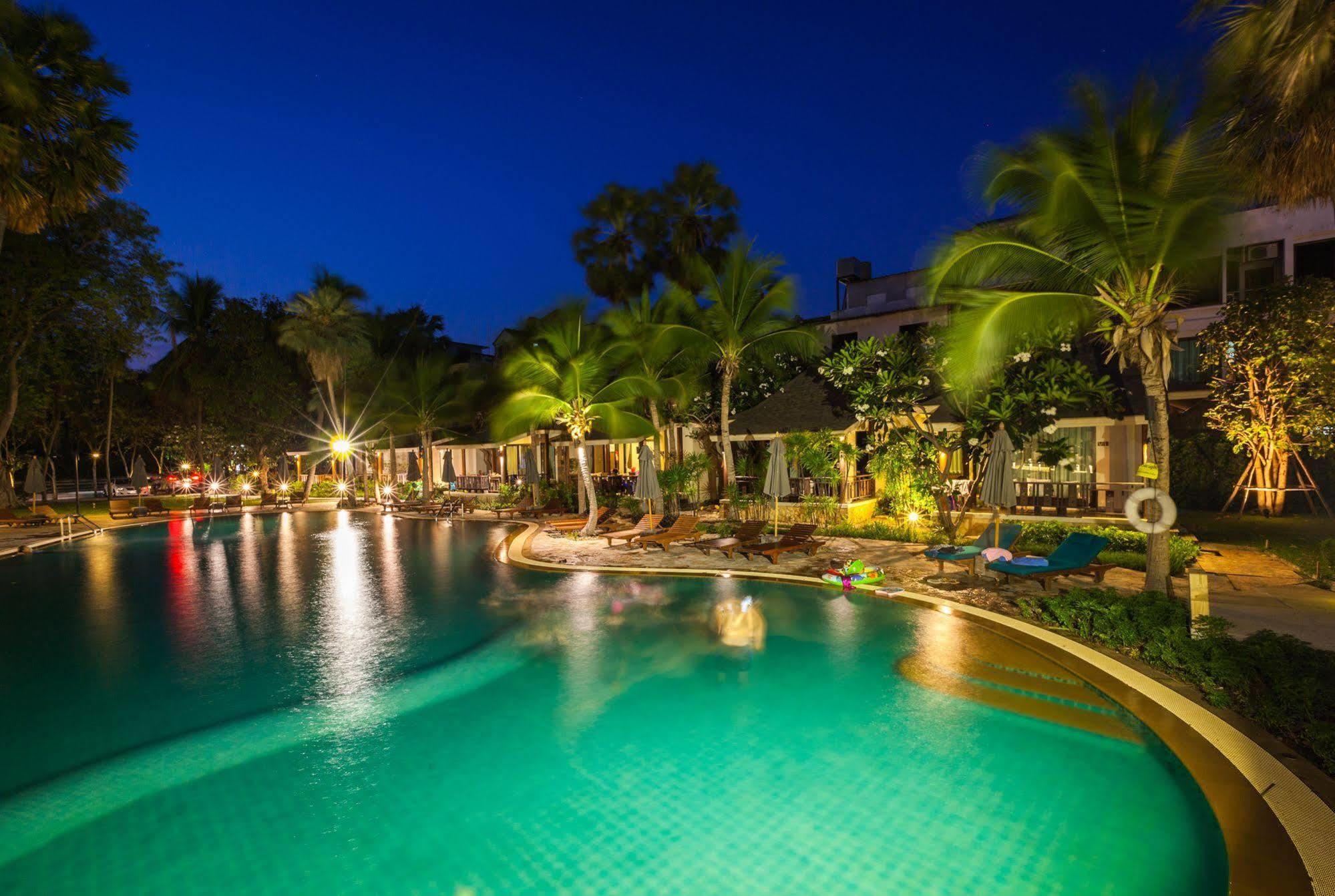 Resort Bann Pantai 4*