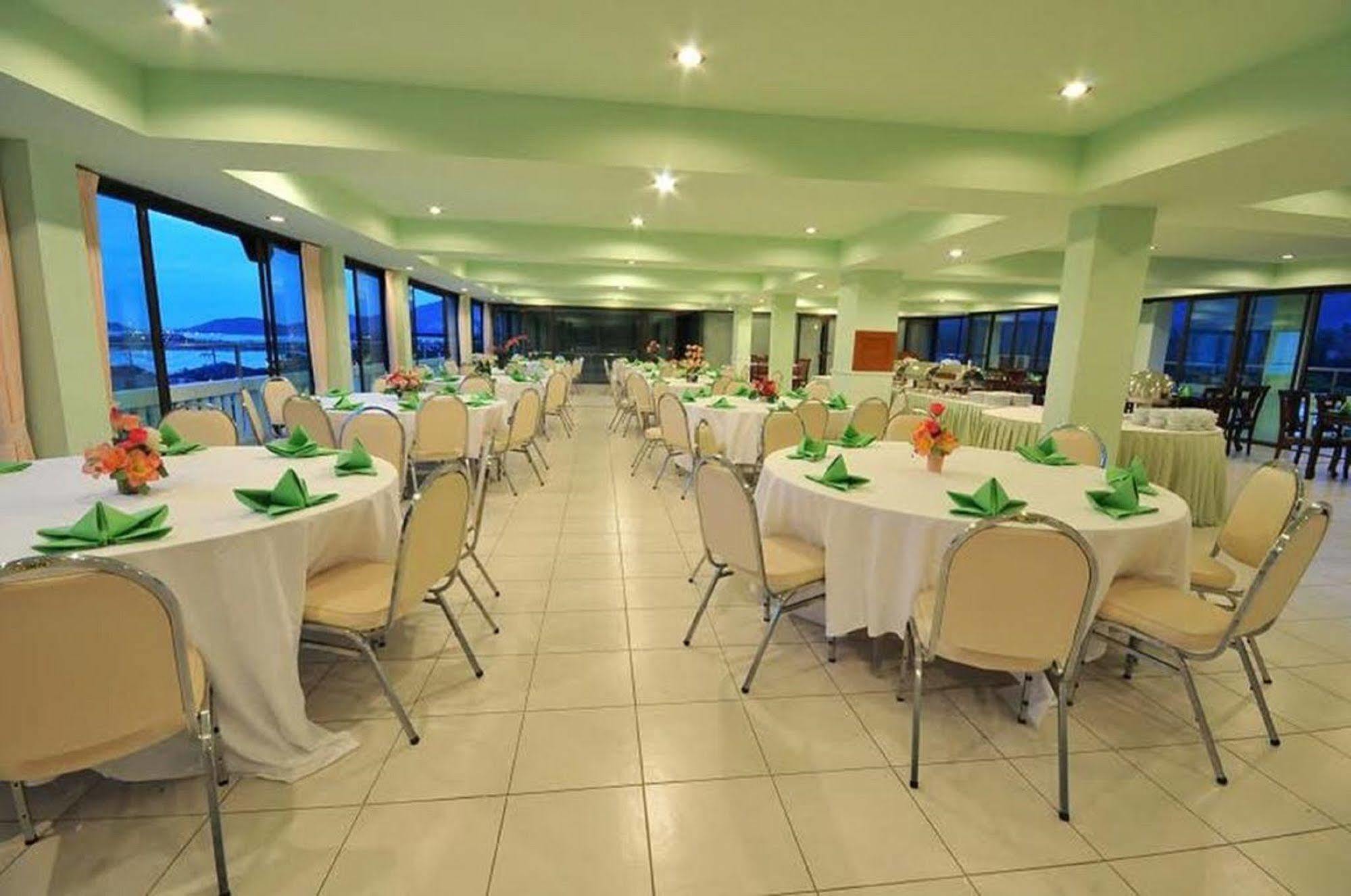 Resort Grand Sea View Resotel Lipa Noi