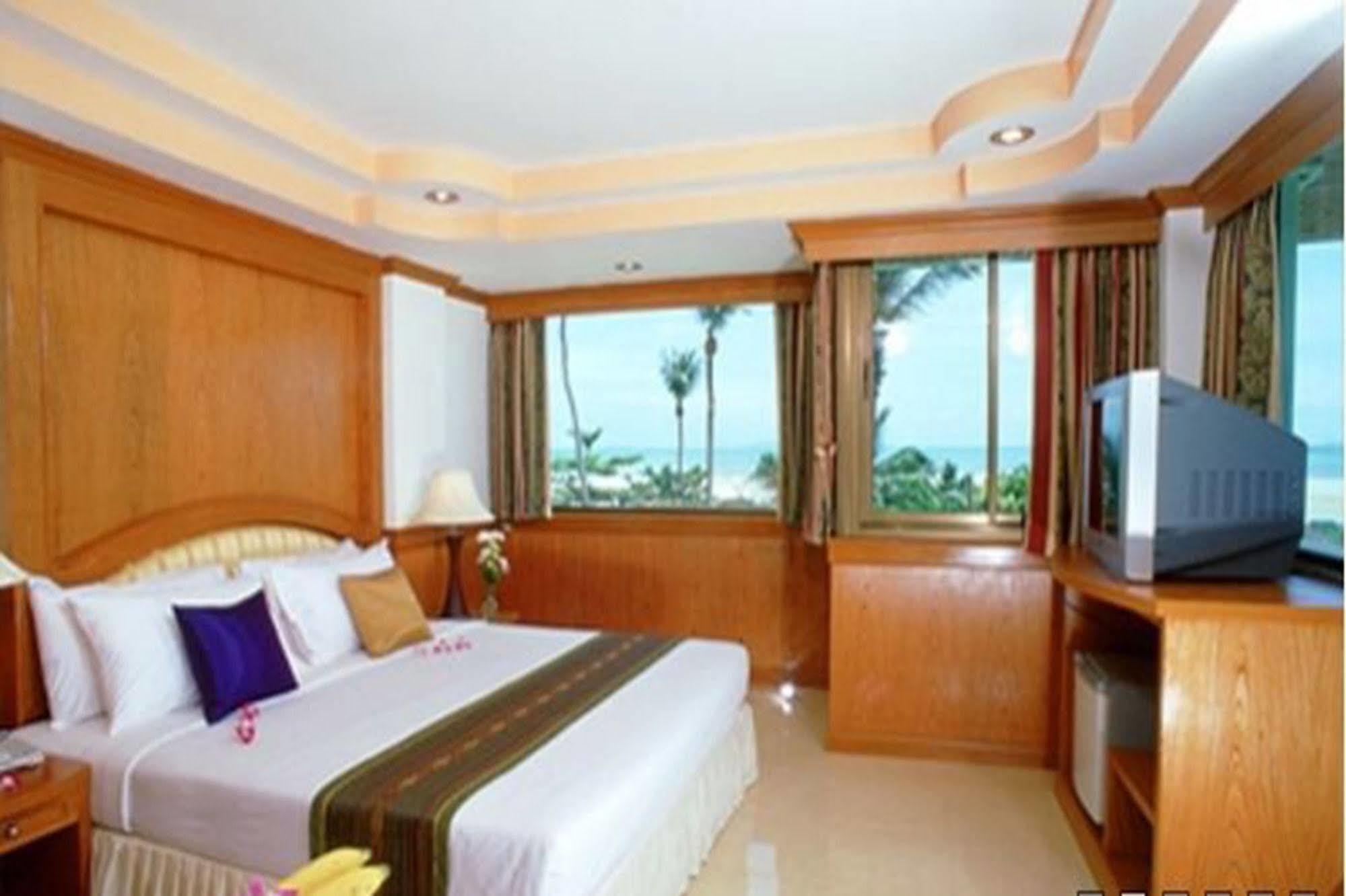 Resort Grand Sea View Resotel