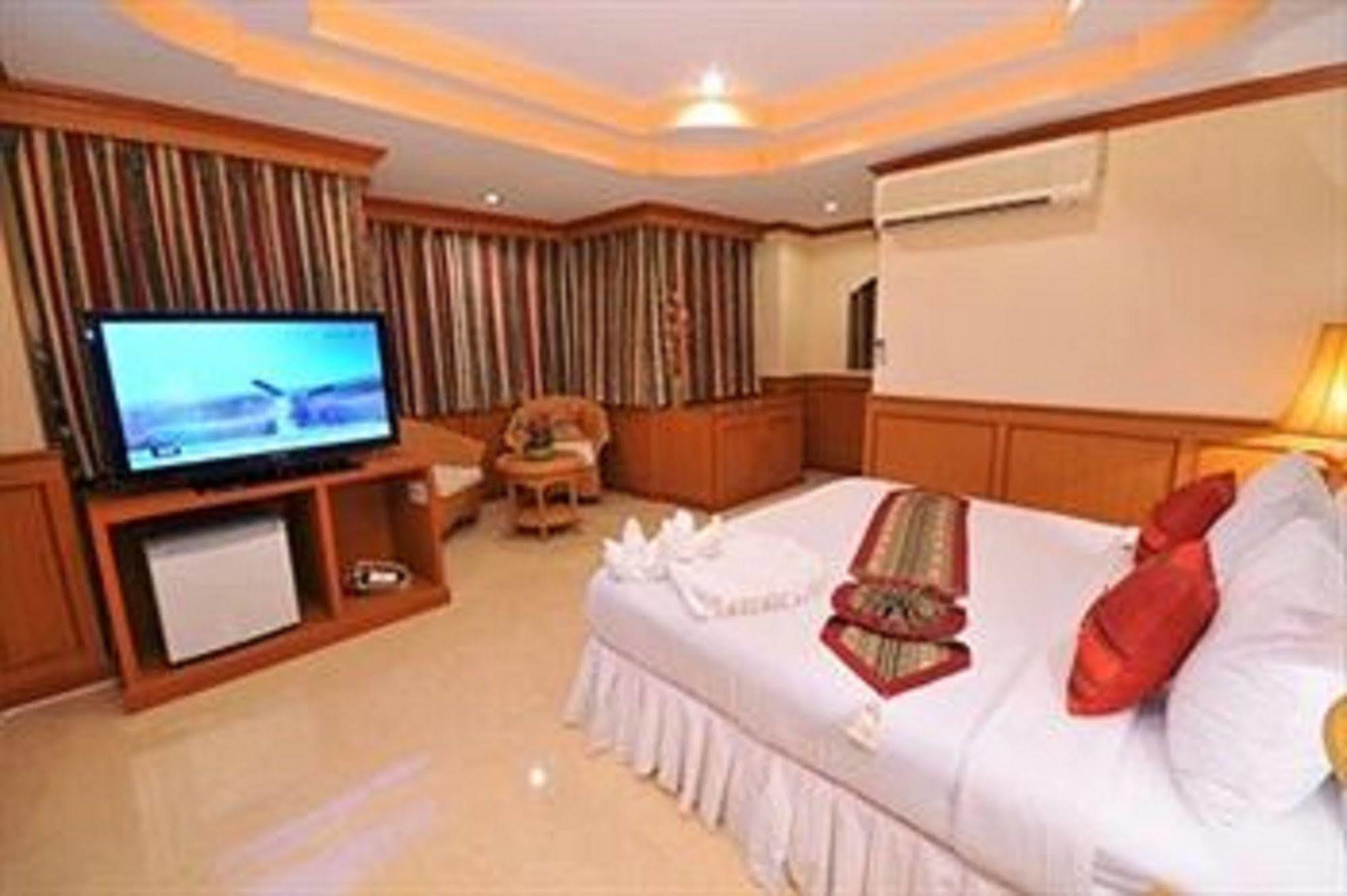 Grand Sea View Resotel Resort Lipa Noi
