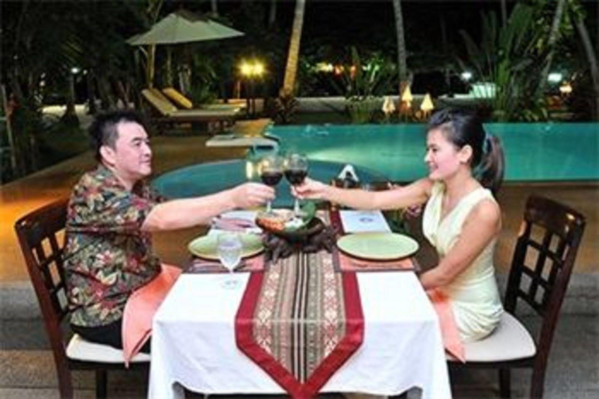 Grand Sea View Resotel Resort Lipa Noi
