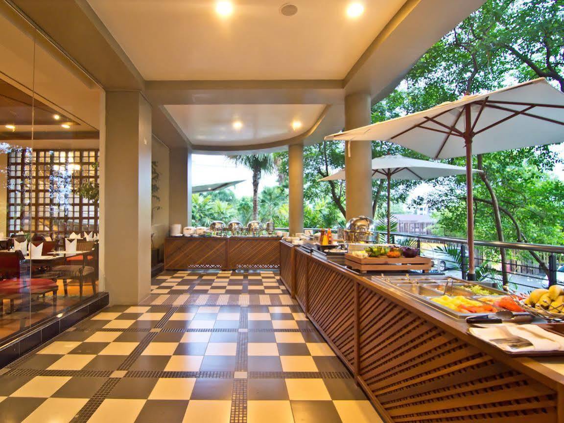 The Grand Riverside 3*