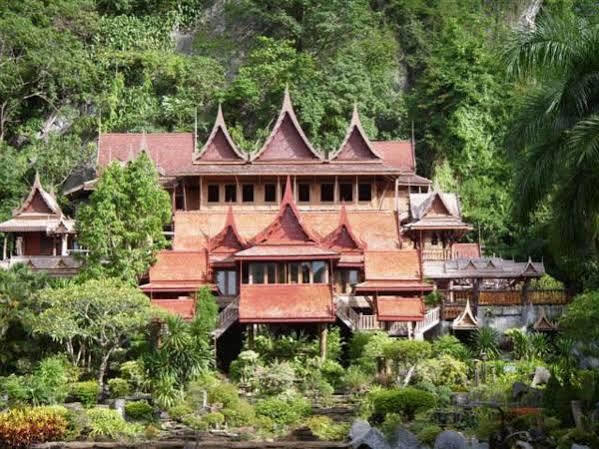 Avatarn Miracles Hotel, Hotel Uthai Thani