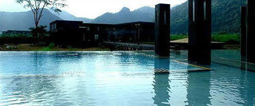 Avatarn Miracles Hotel, 4*
