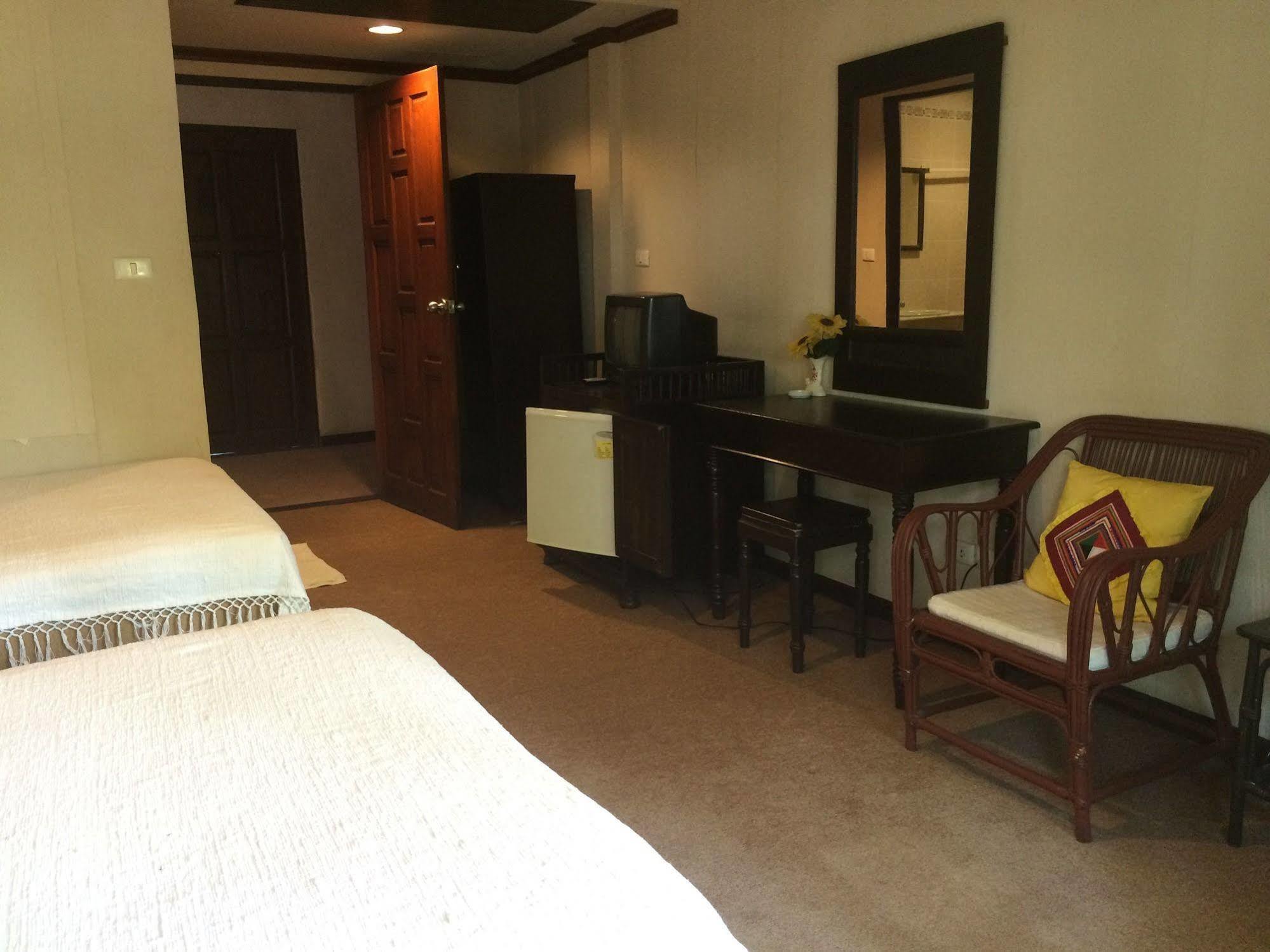 Mae Hong Son Hotel Resort 3*