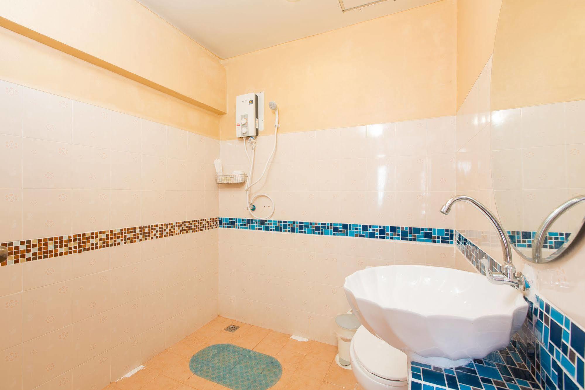 Cool Sea House Guest house 2*