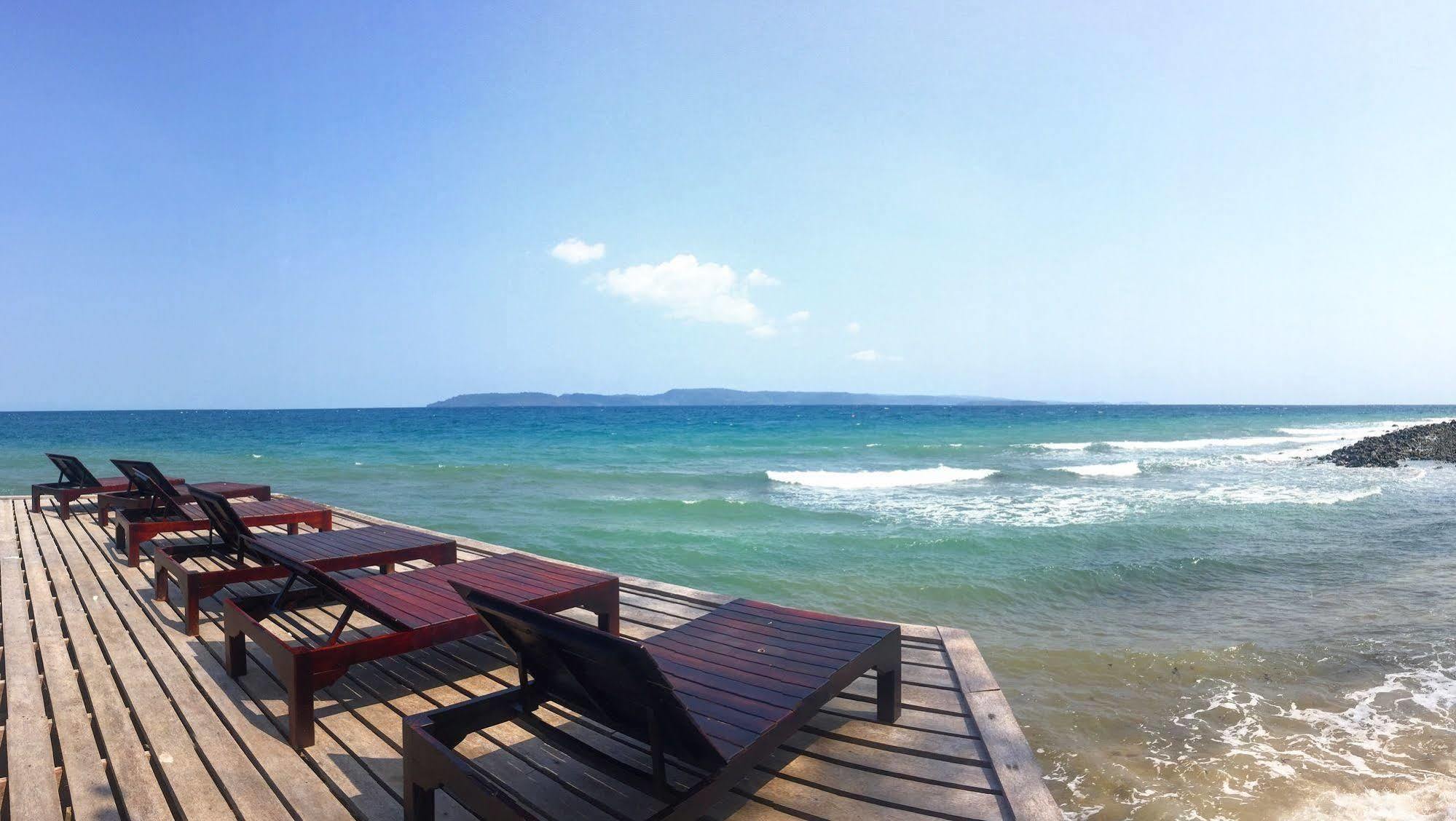 Inn Ta-lay Time Kohmak Koh Mak