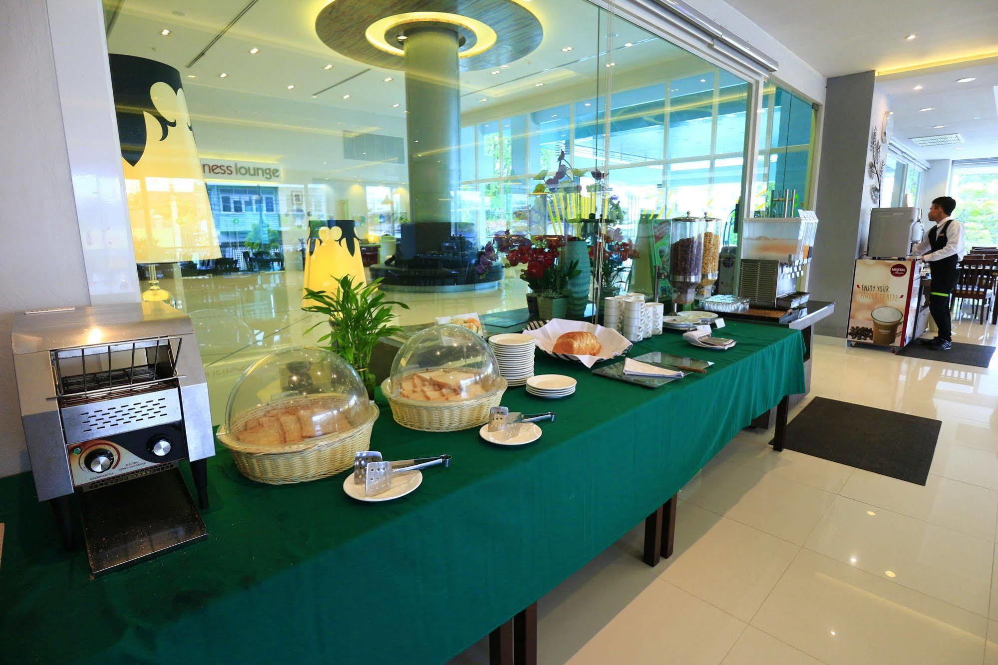 Tamarind Garden Rayong