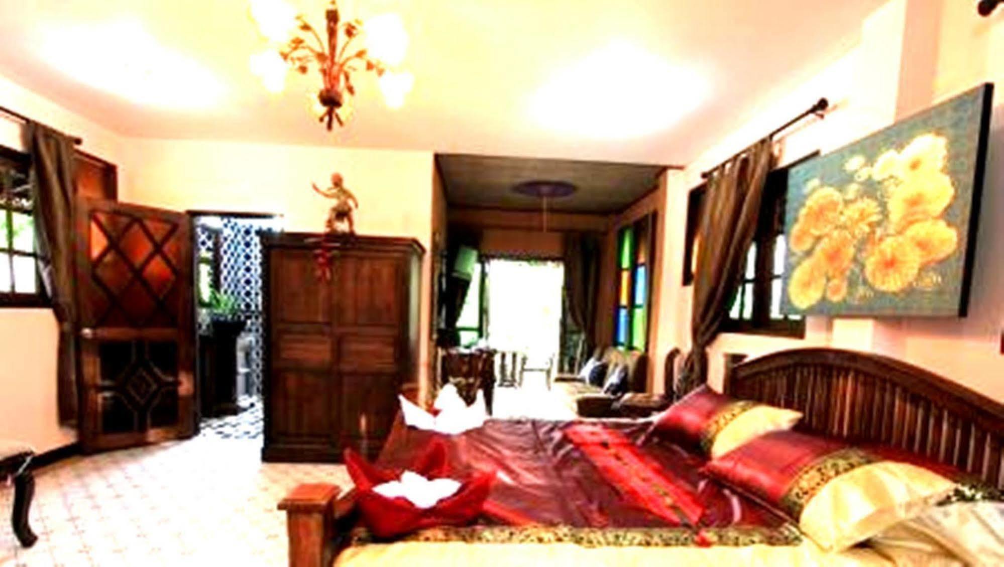 Hotel Lanna Saithong 3*