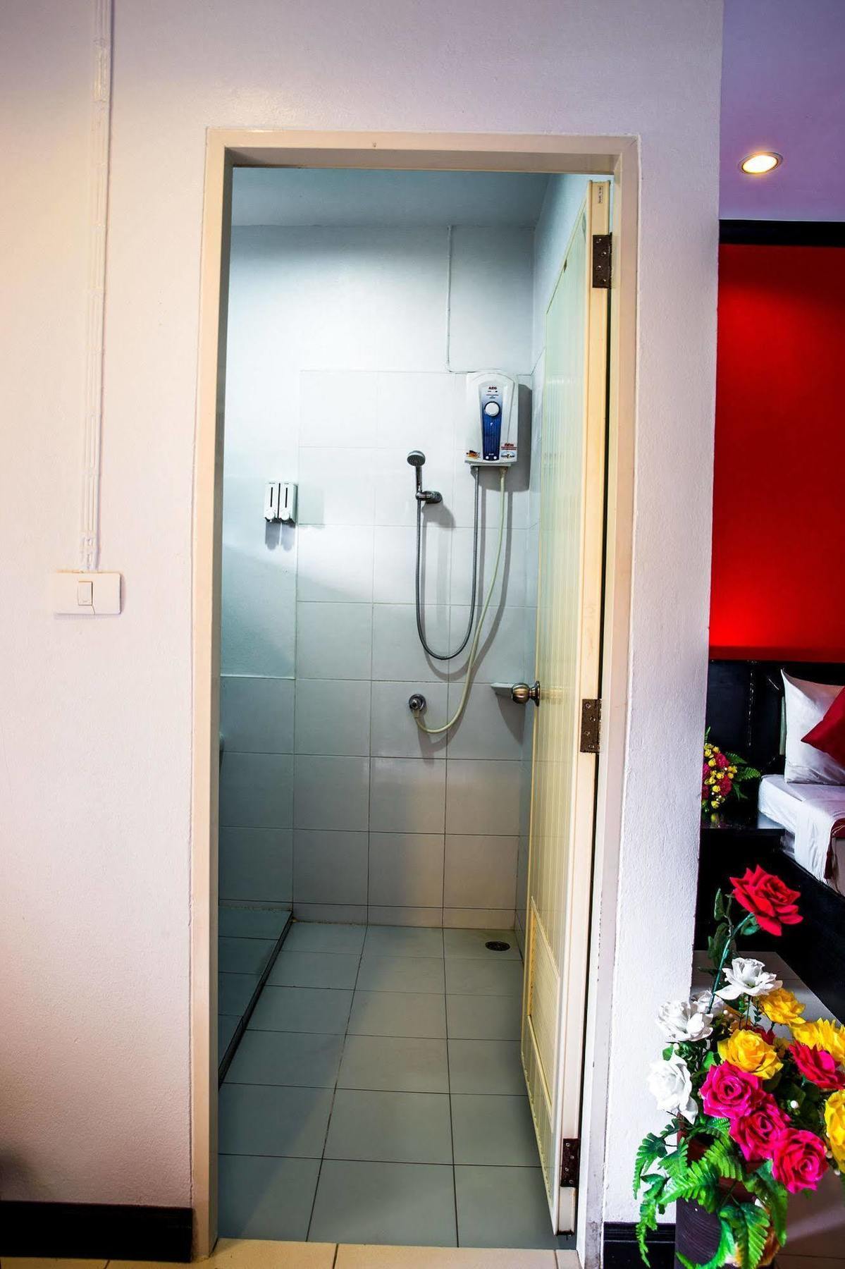 Guest house Suksai Buri 2*