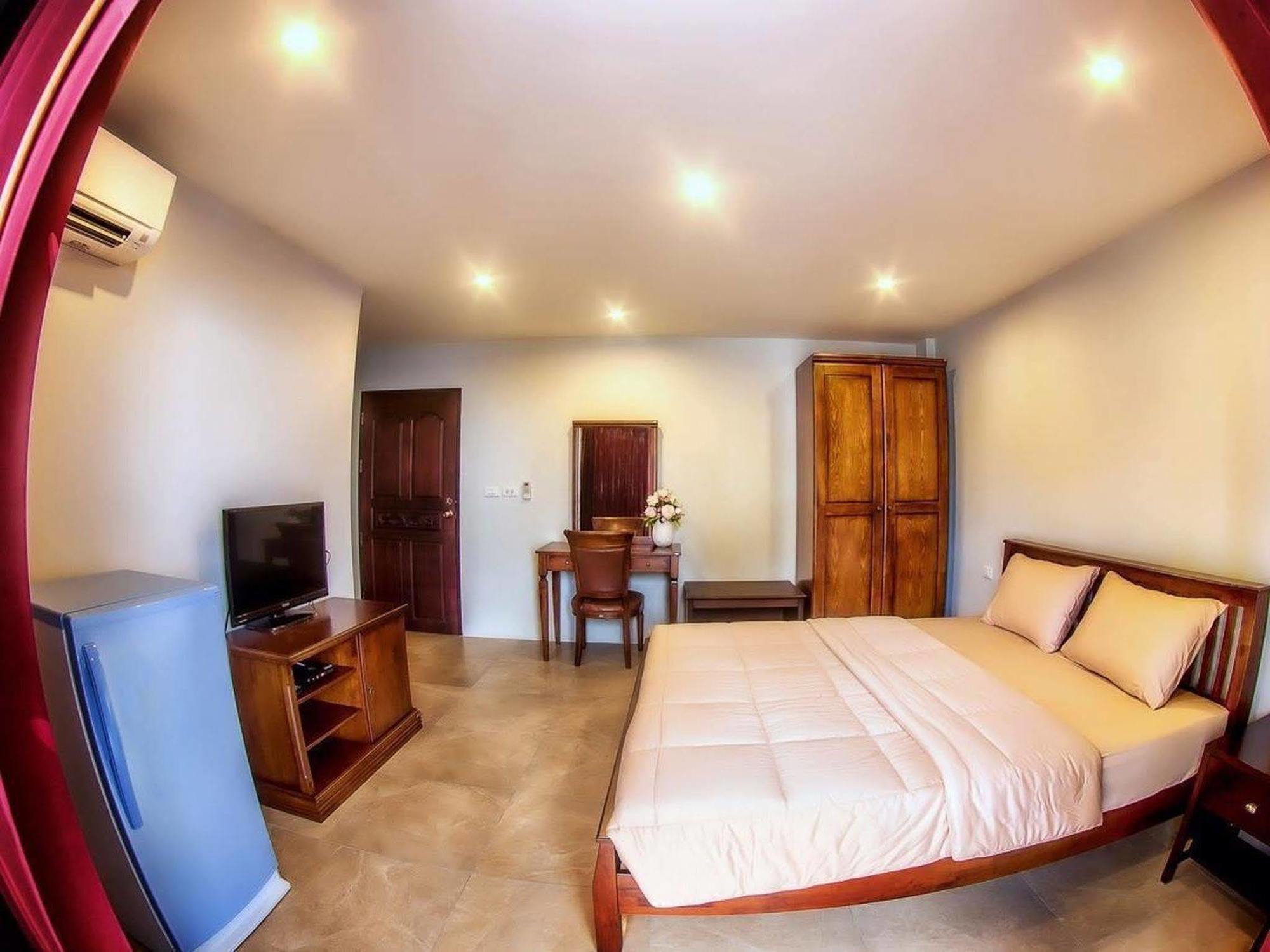 Hotel Grandmom Place Krabi