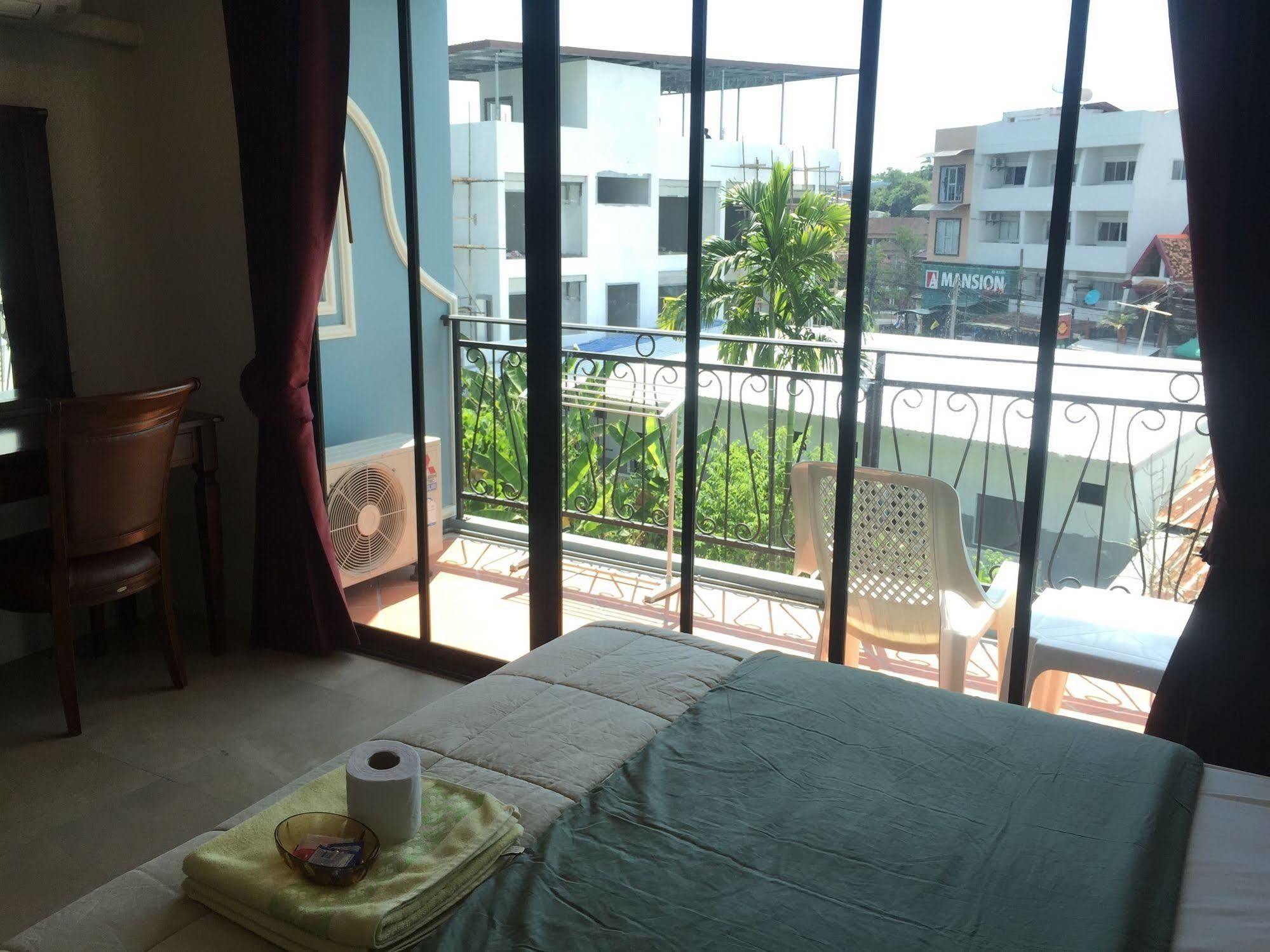 Hotel Grandmom Place Krabi