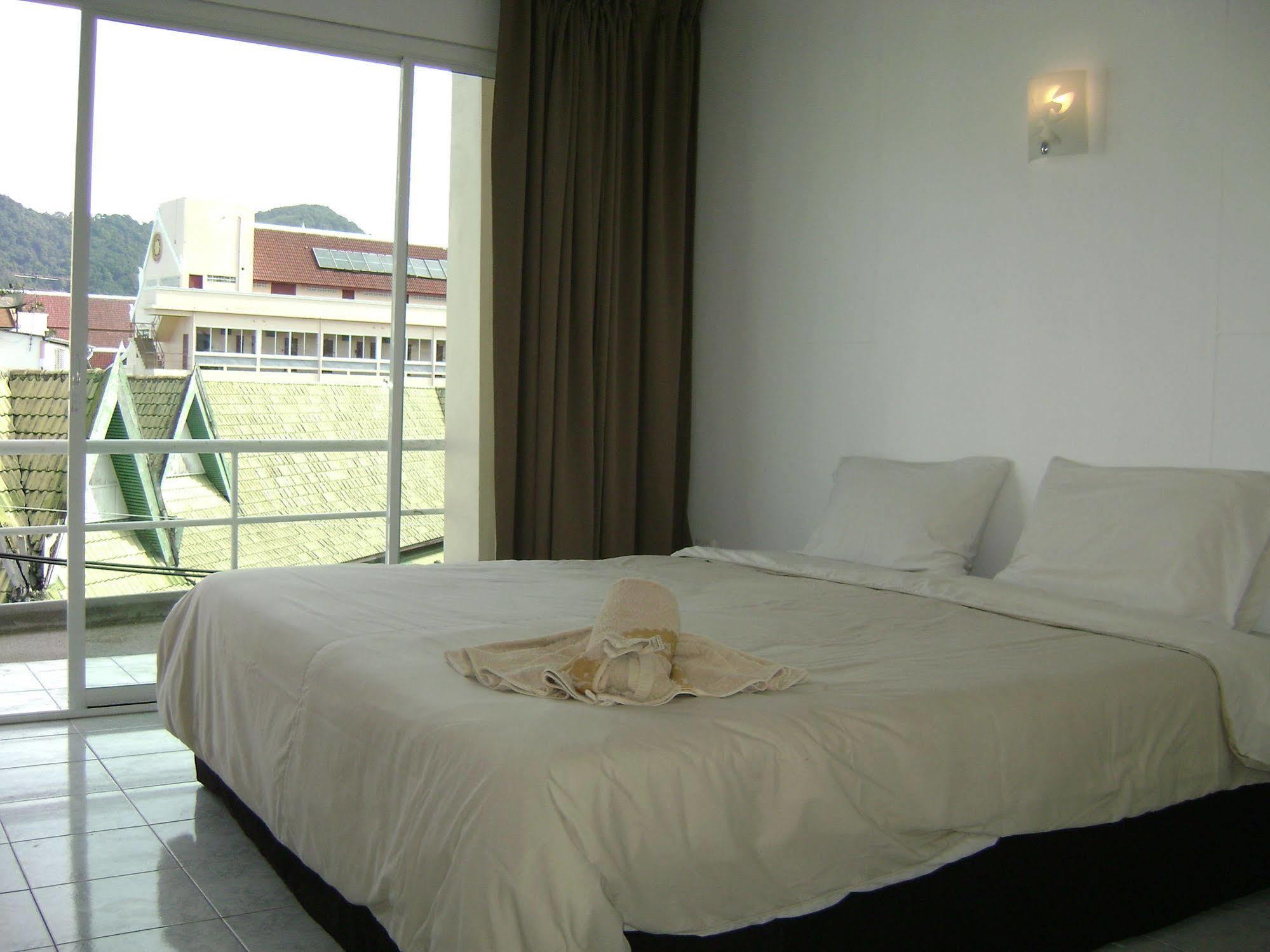 House Hotel 2*