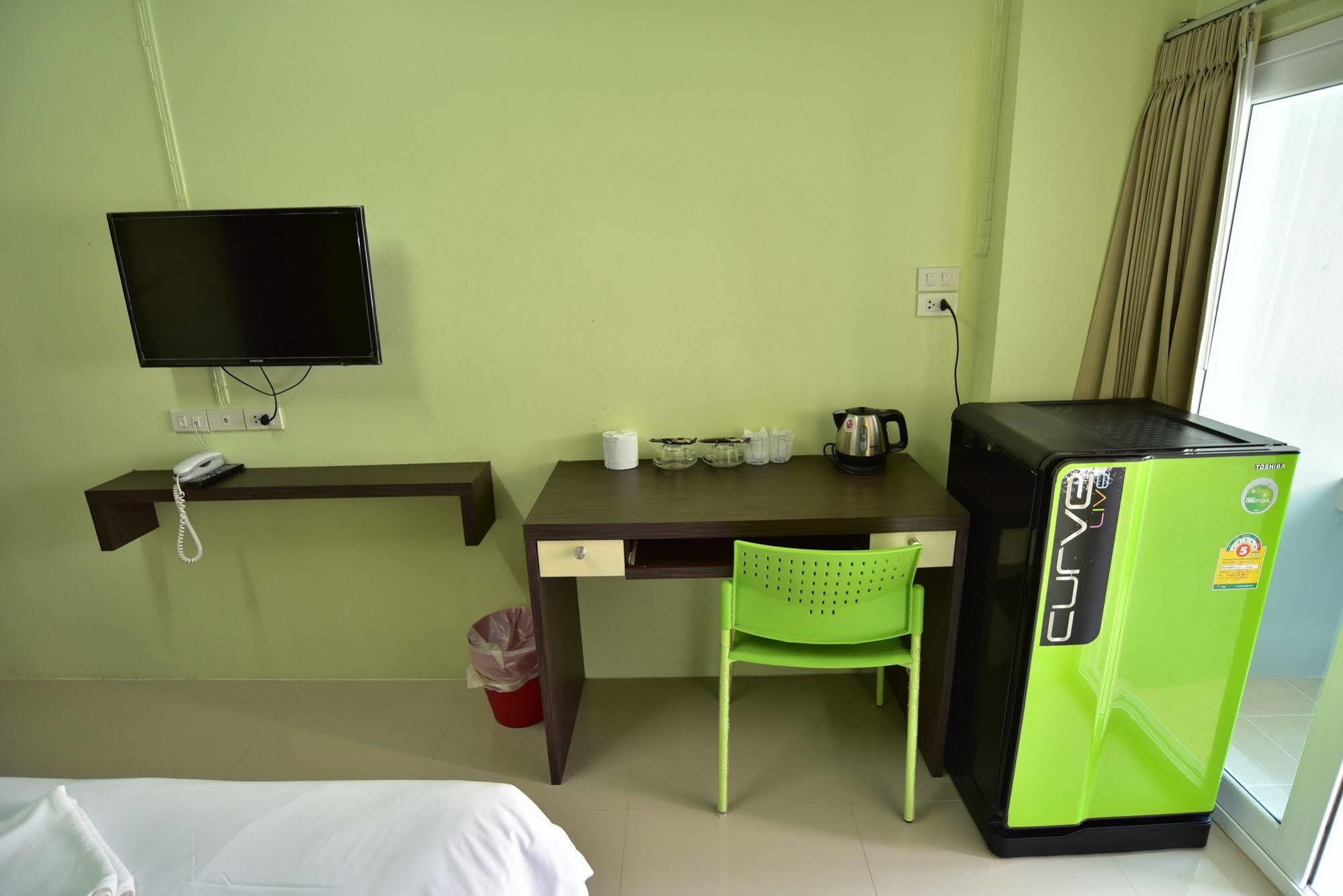Thanaphat Guest house 2*