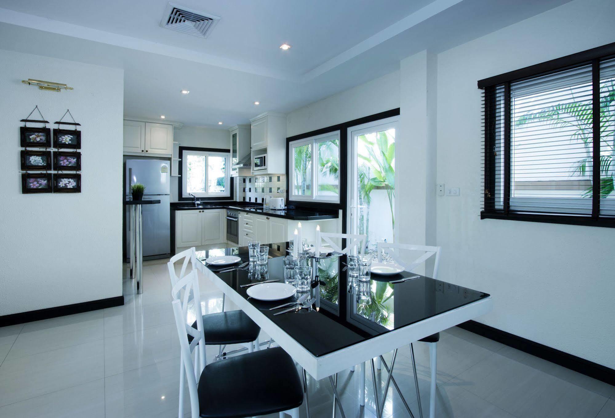 Villa Arabella Villas