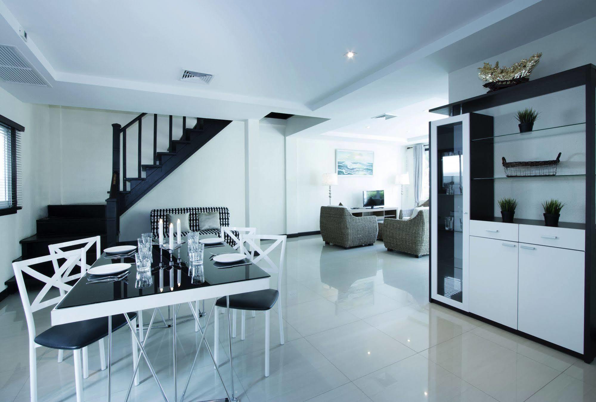 Villa Arabella Villas *