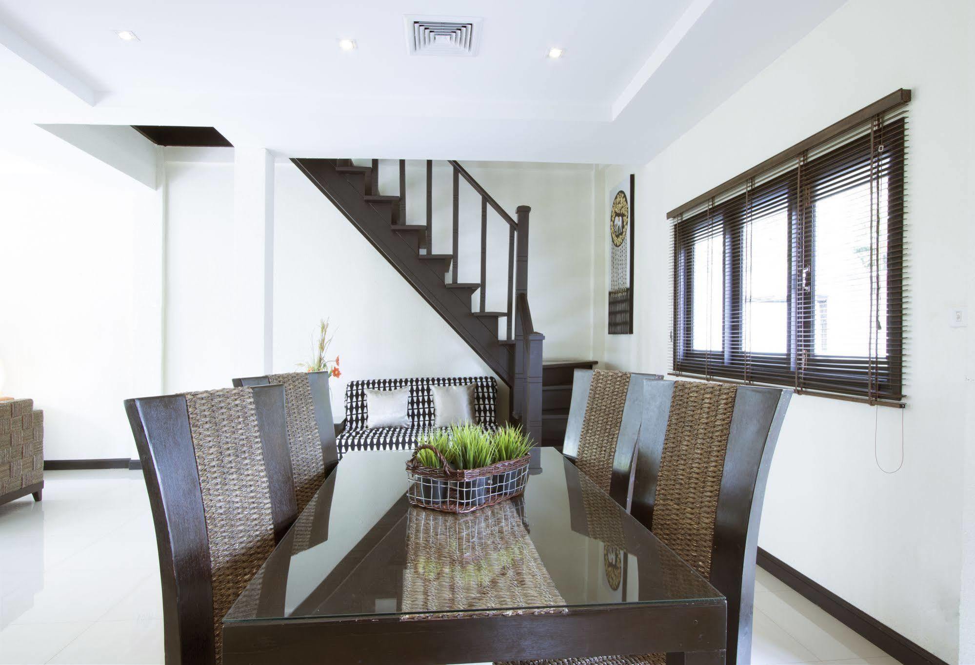 Arabella Villas