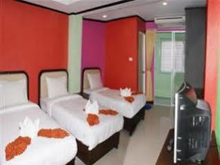 Guest house Luna House 2*