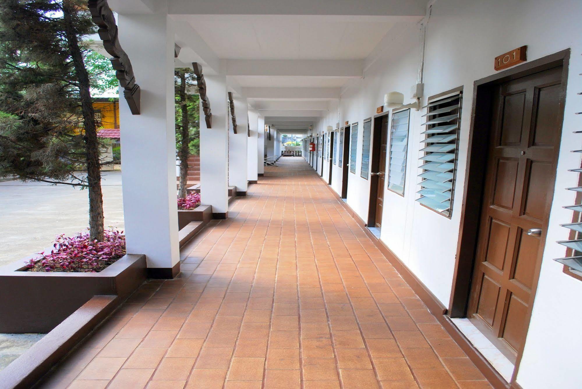 Lanna Thai Guest house 2*