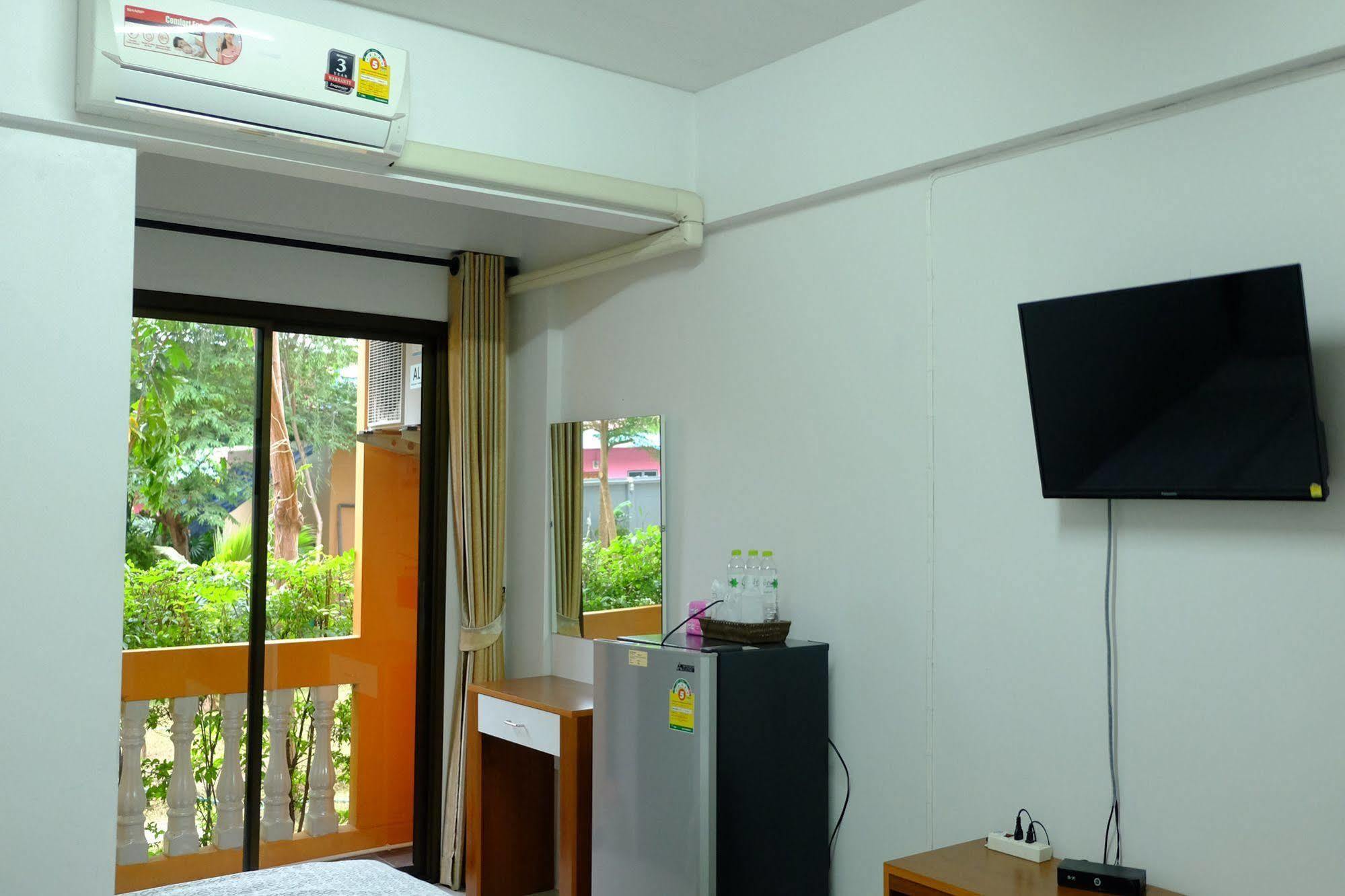 I-Home Residence And Hotel 3*