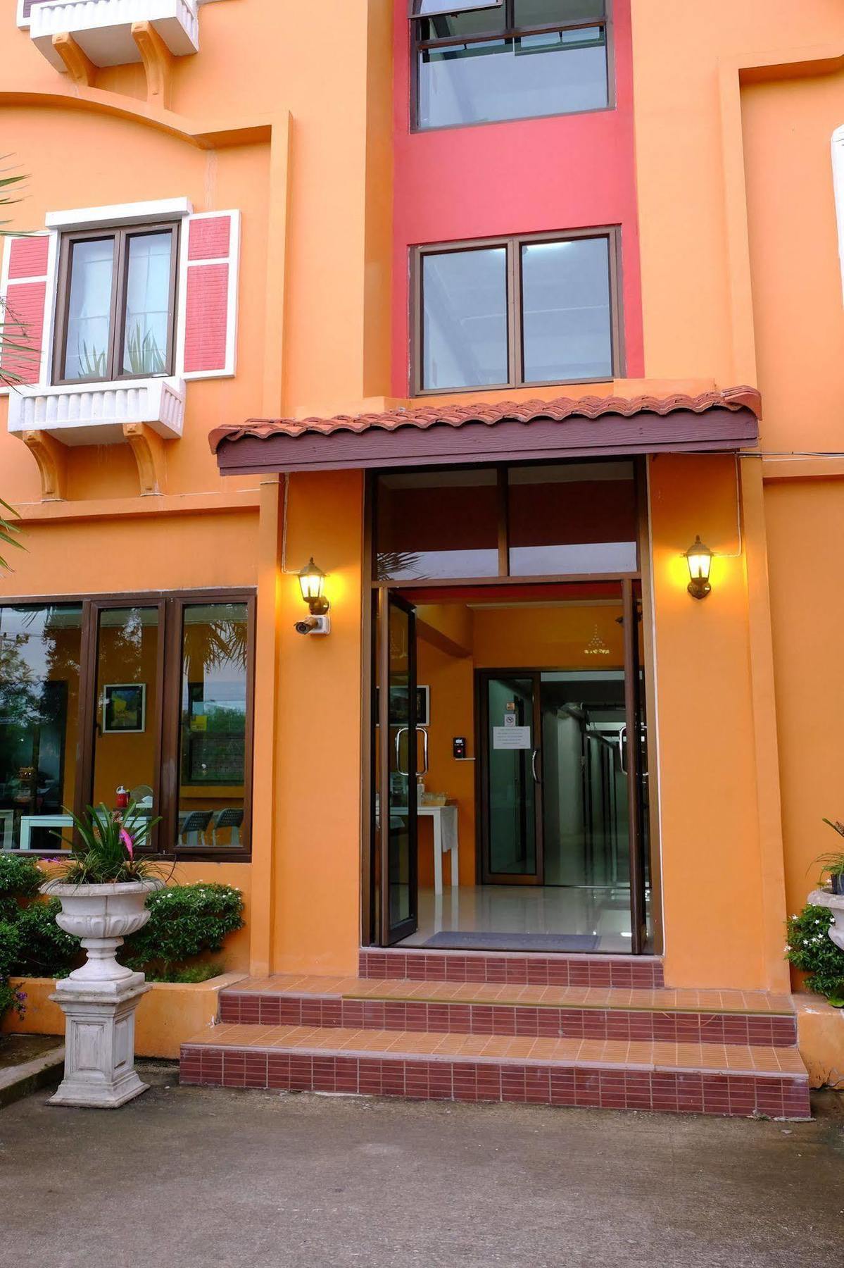 Hotel I-Home Residence And Hotel Pluak Daeng
