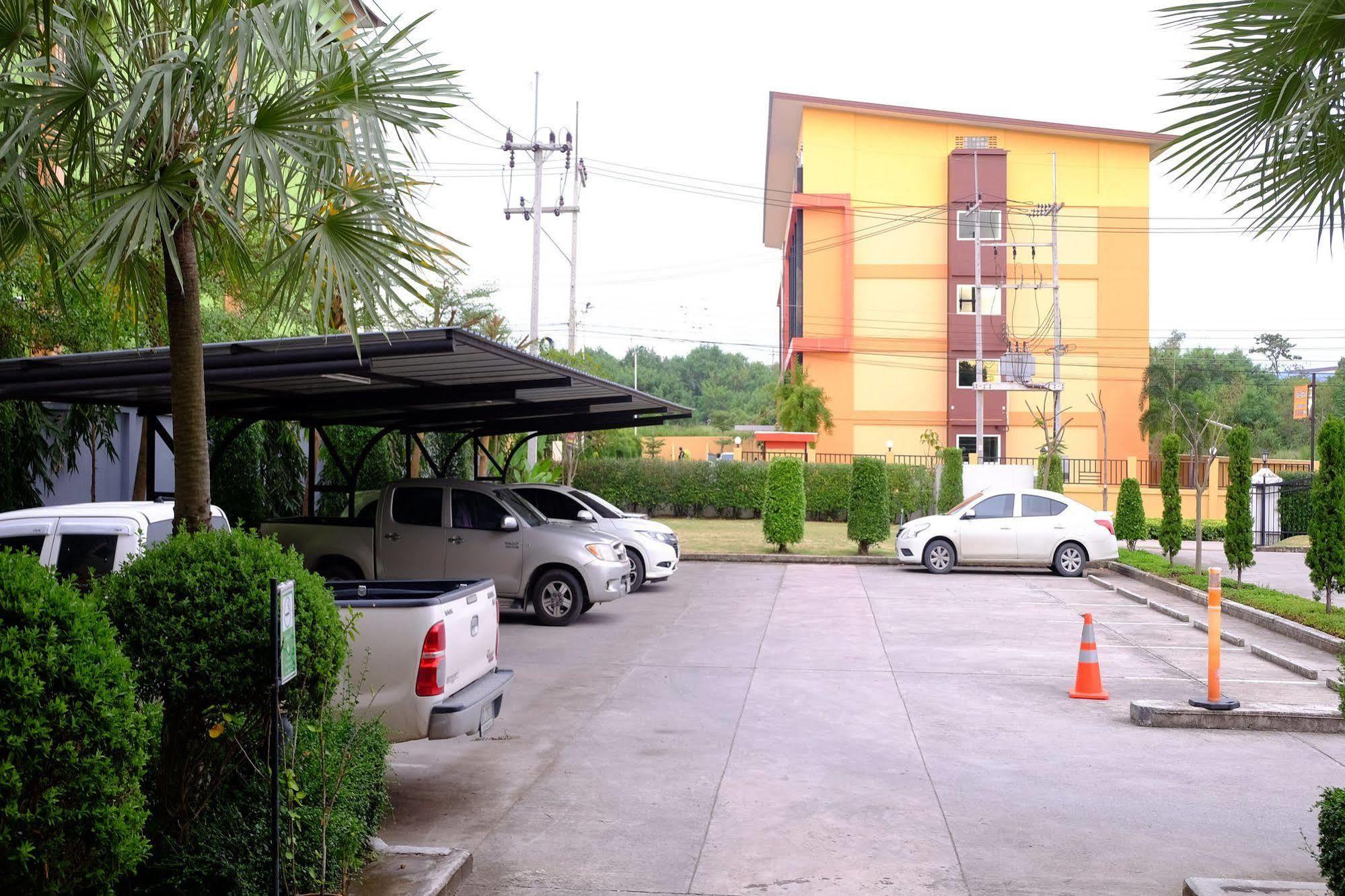 I-Home Residence And Hotel 3*