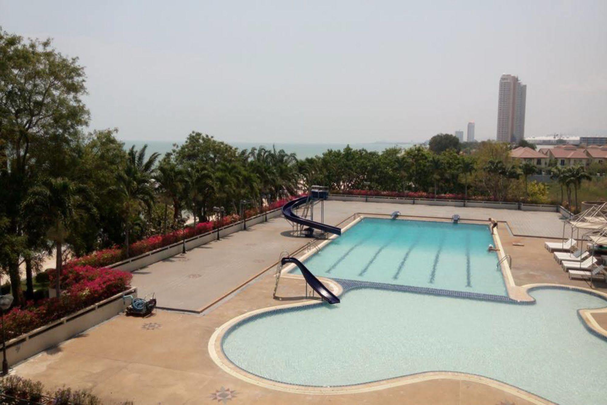 Cha-Am Grand Condotel Apartment *