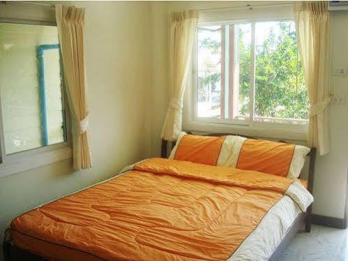 Bed & Breakfast Kanchanaporn