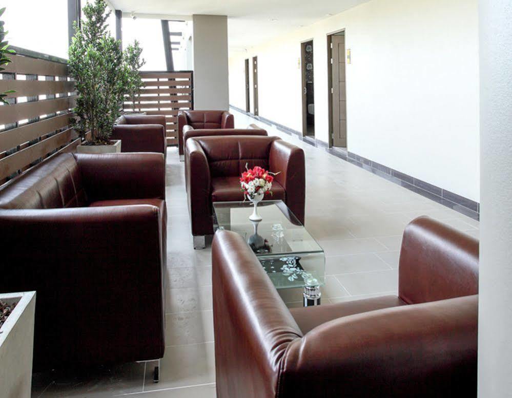 Romyen Garden Place Aparthotel