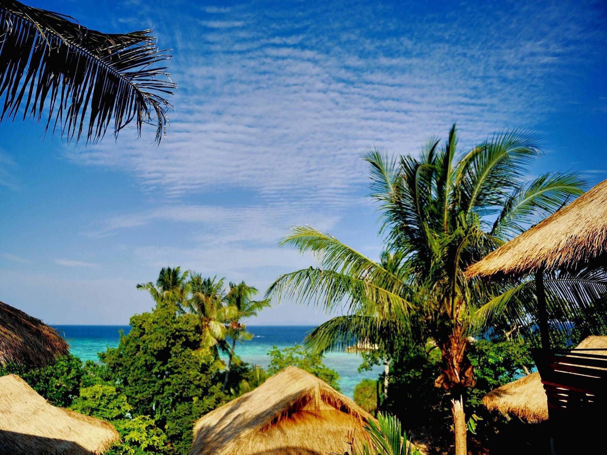 Moons Koh Lipe