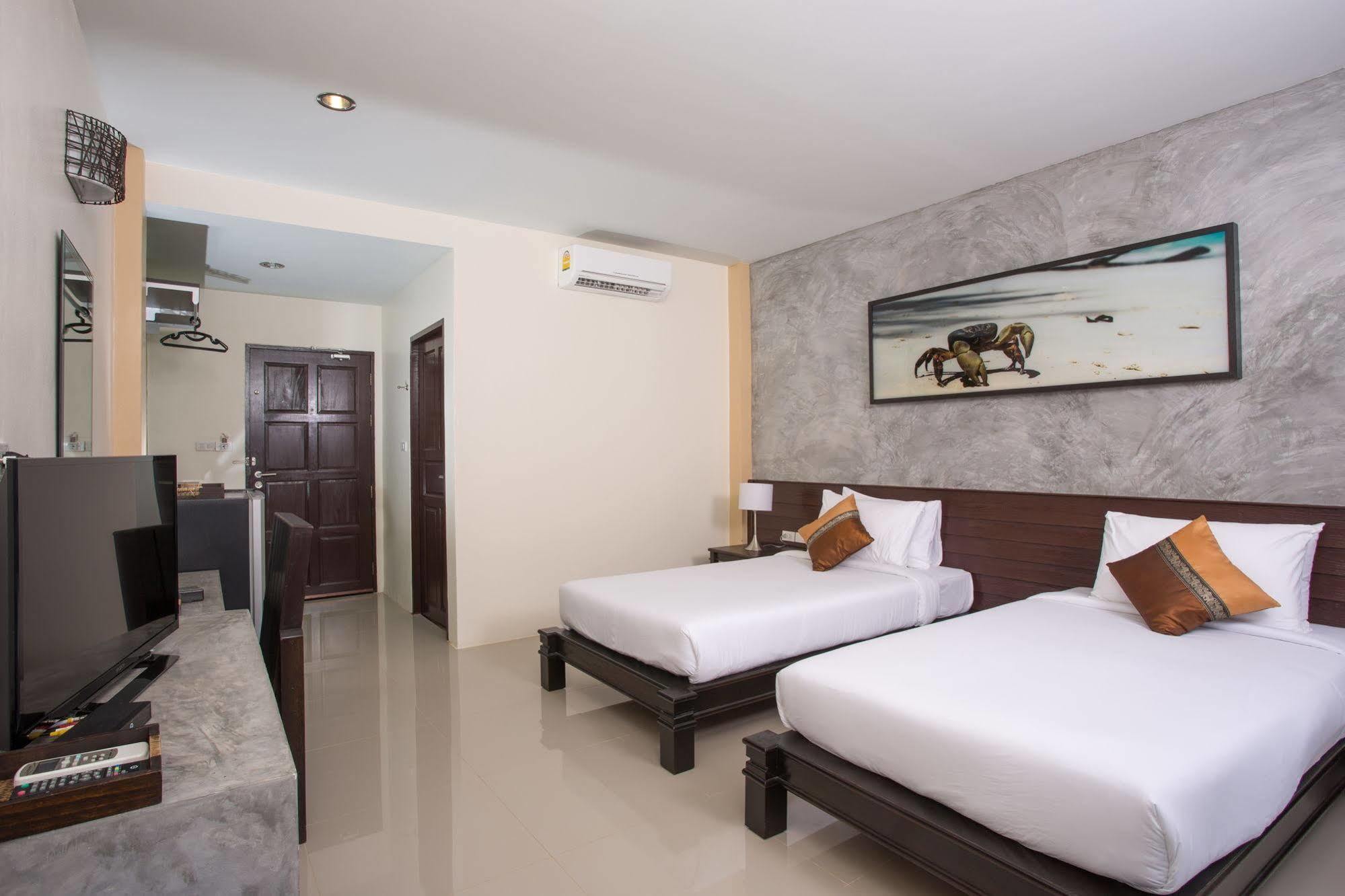 Khaolak Suthawan - Sha