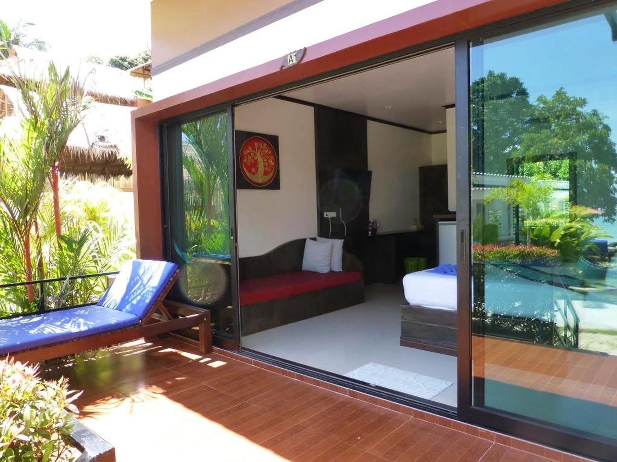 Kathalee & Resort 3*