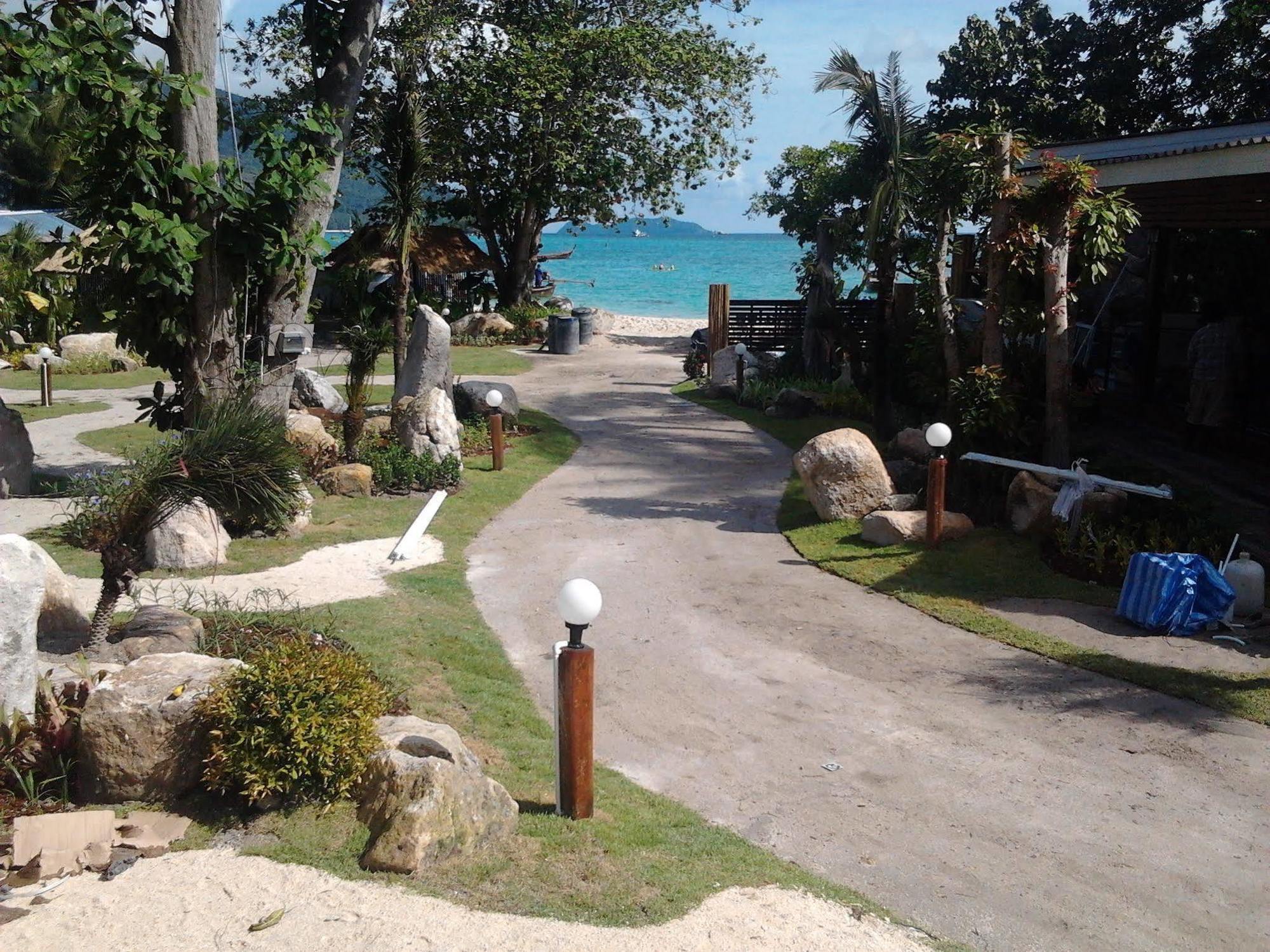 Resort Kathalee & 3*