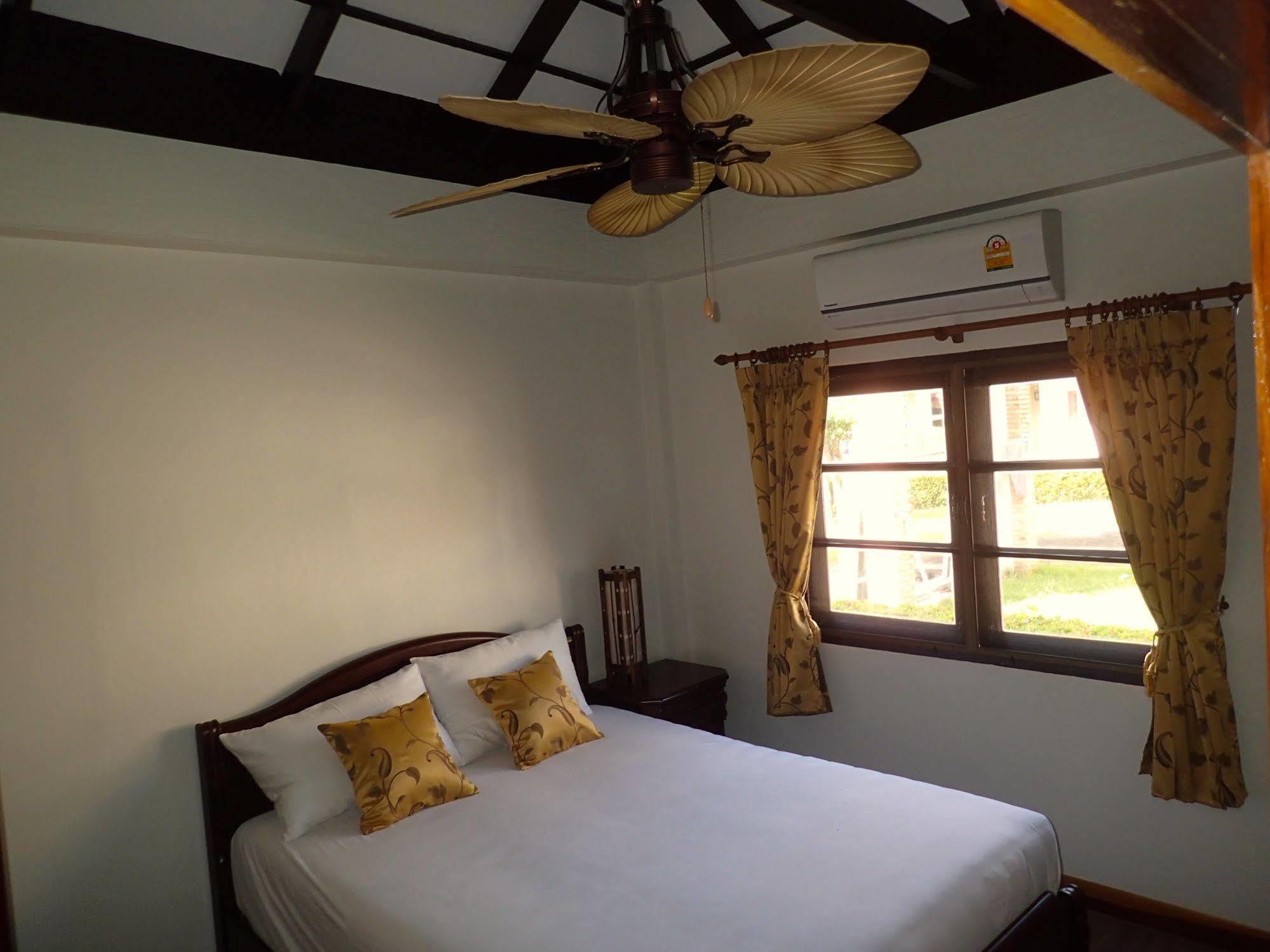 Apartment Rayong Villa Rental