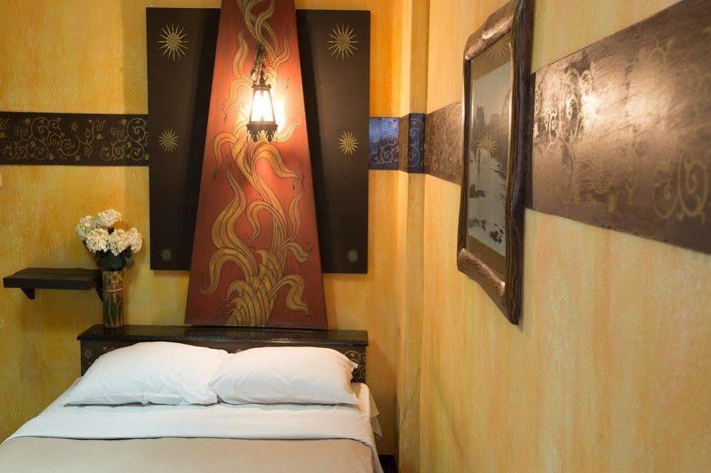 Hotel The Royal *
