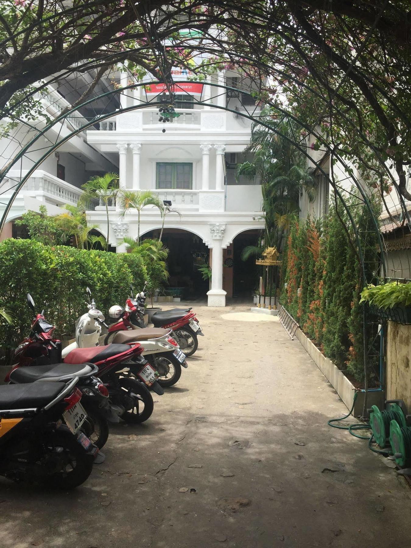 Hotel The Royal