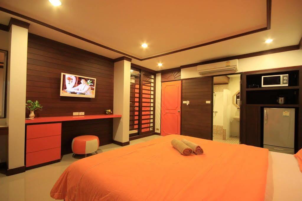 The Palm Delight Hotel 2*