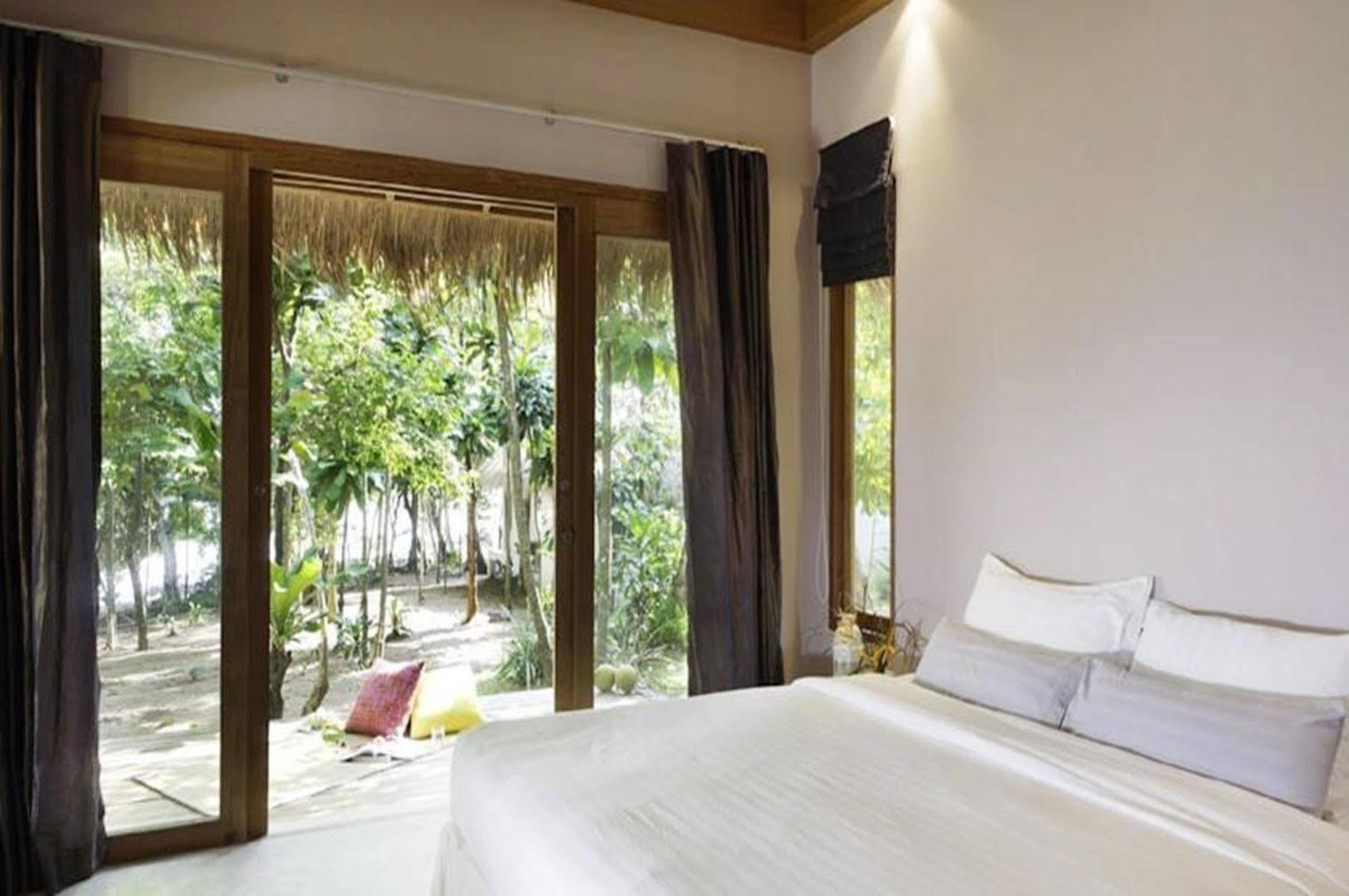 Resort Little Moon 3*
