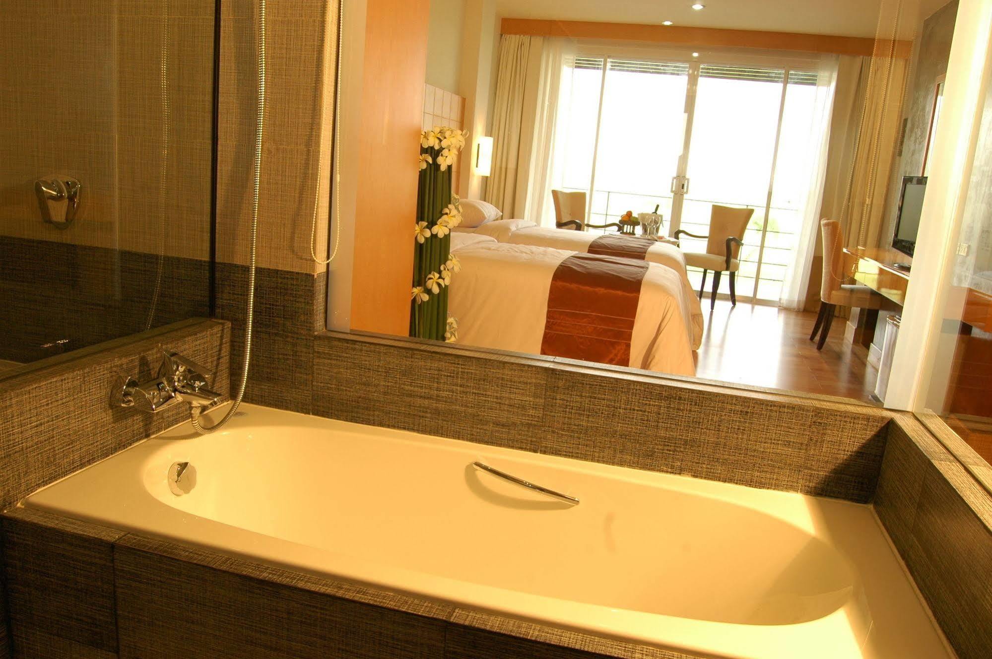 Hotel Uniland Golf &