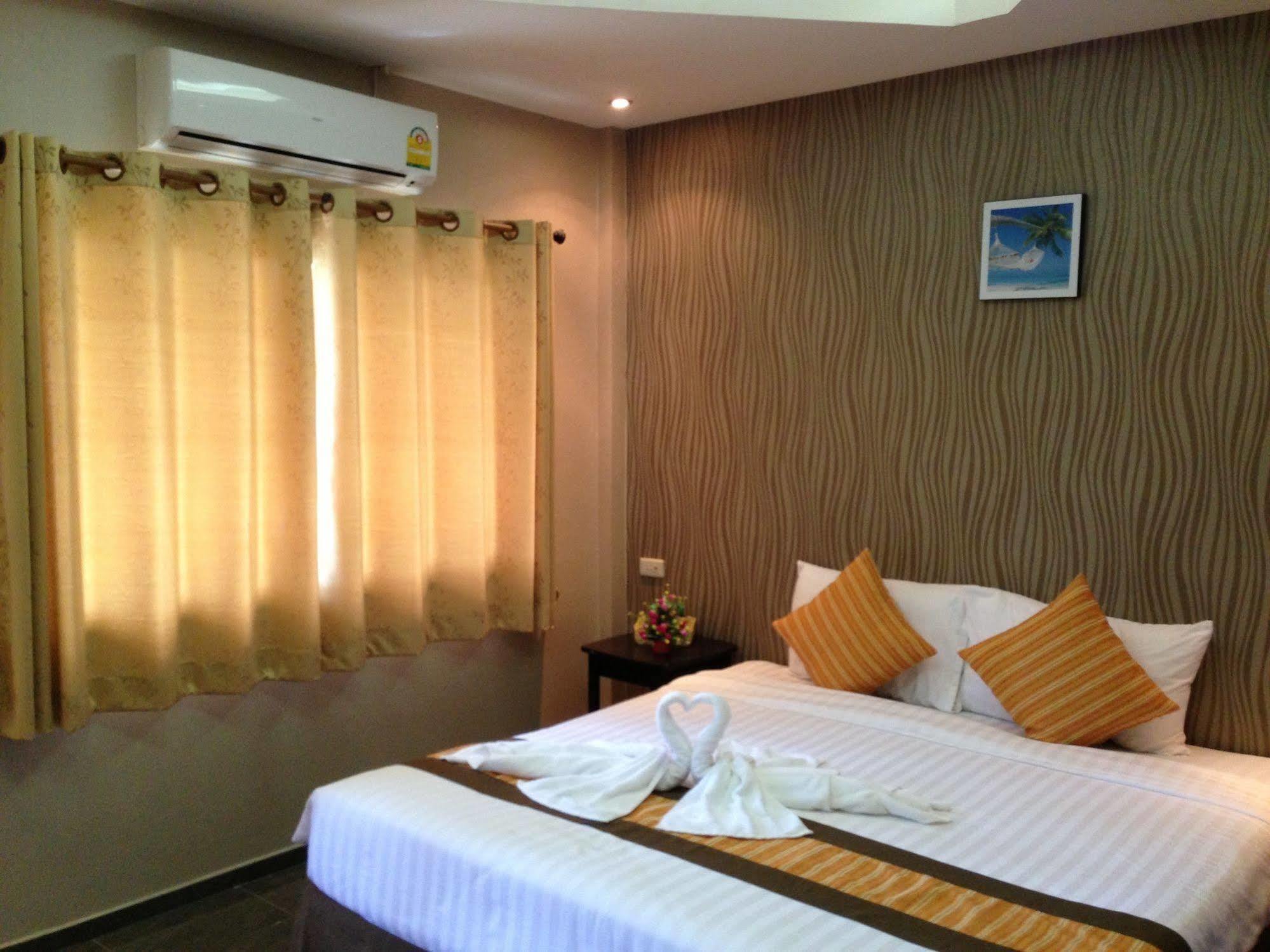 Bay Samed Resort 2*
